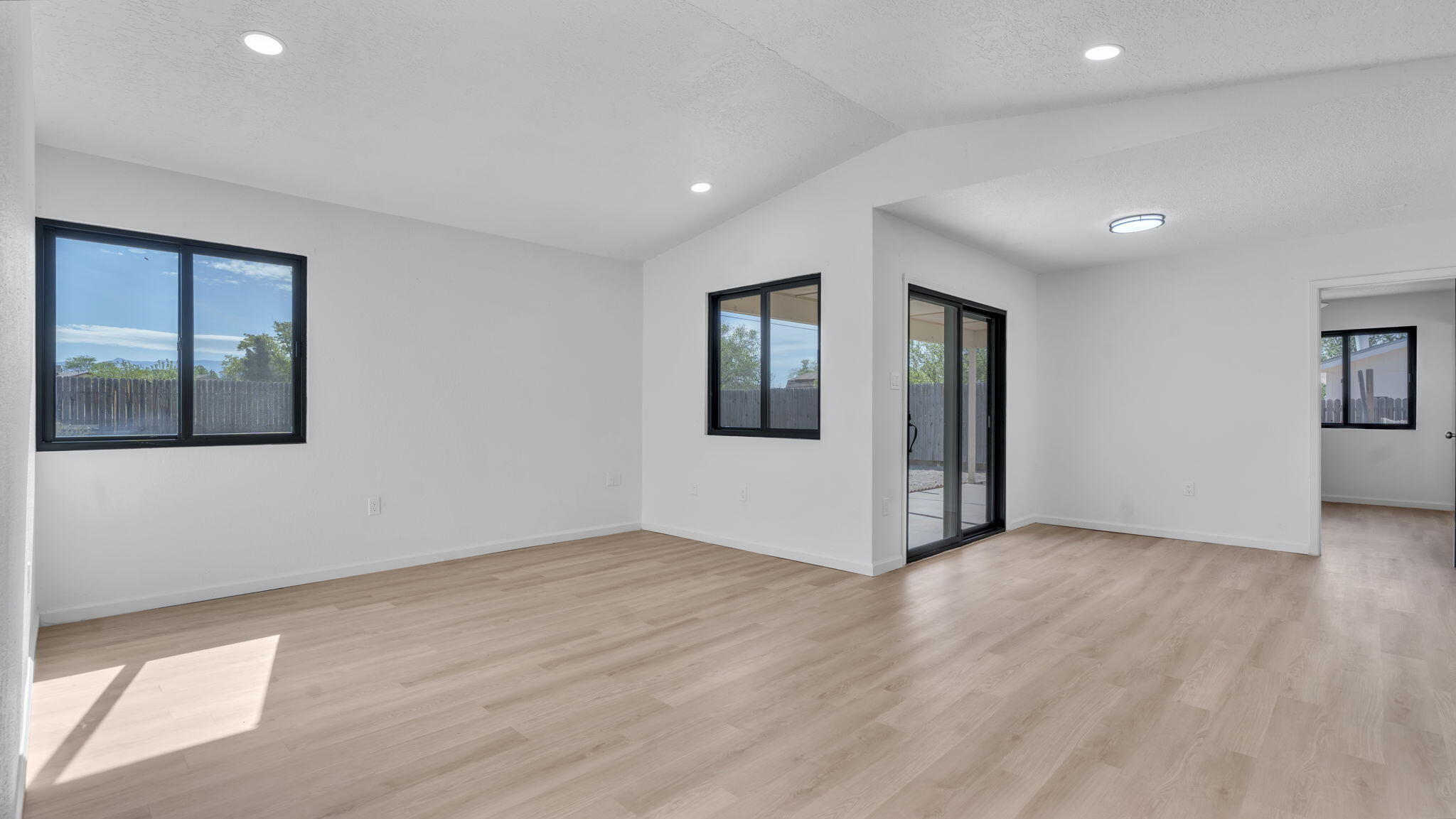 672 Sunflower Drive SW