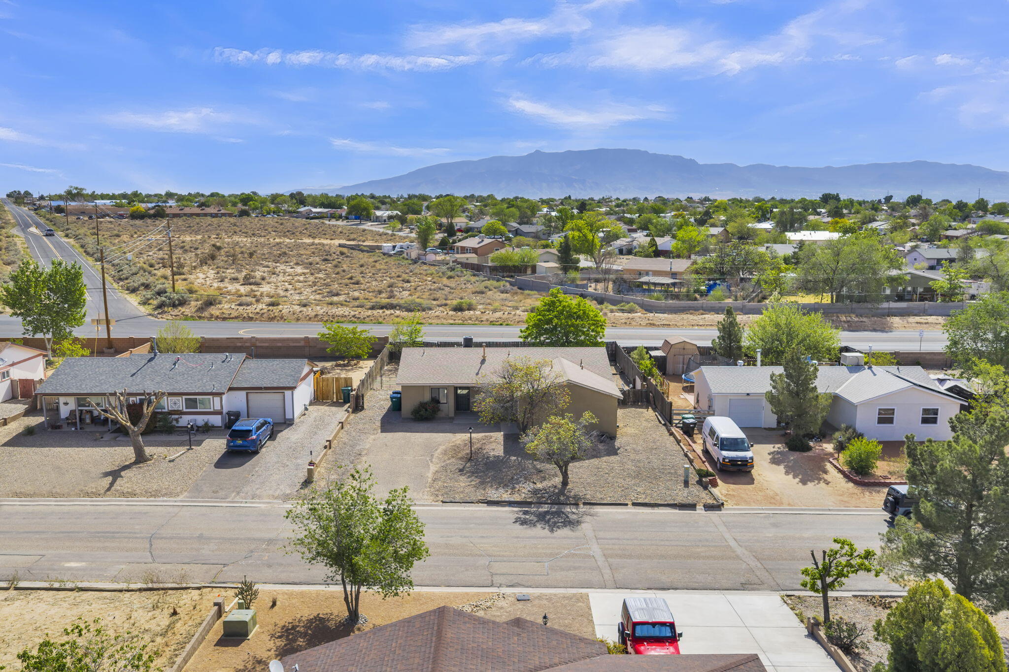 672 Sunflower Drive SW