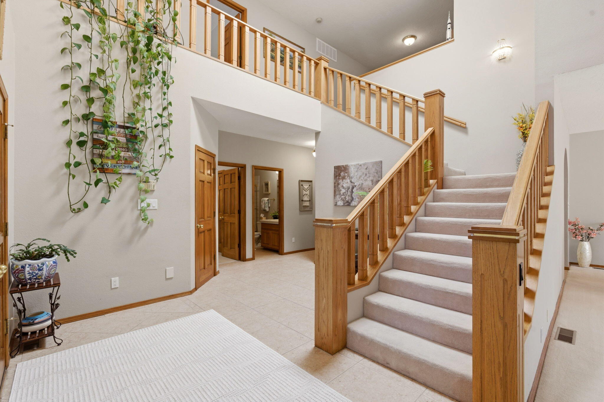 11109 Country Club NE