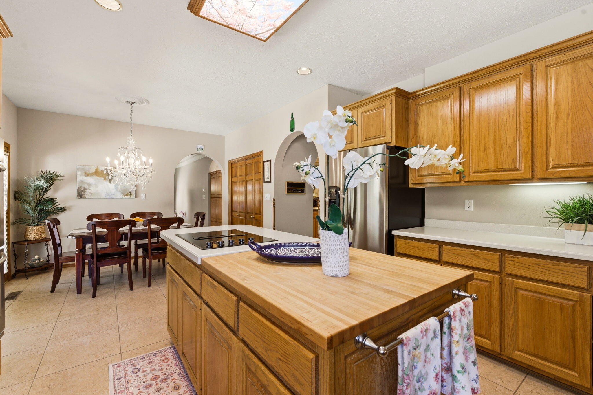 11109 Country Club NE