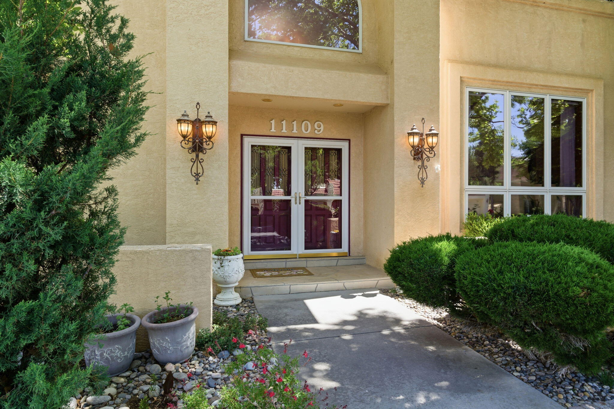 11109 Country Club NE