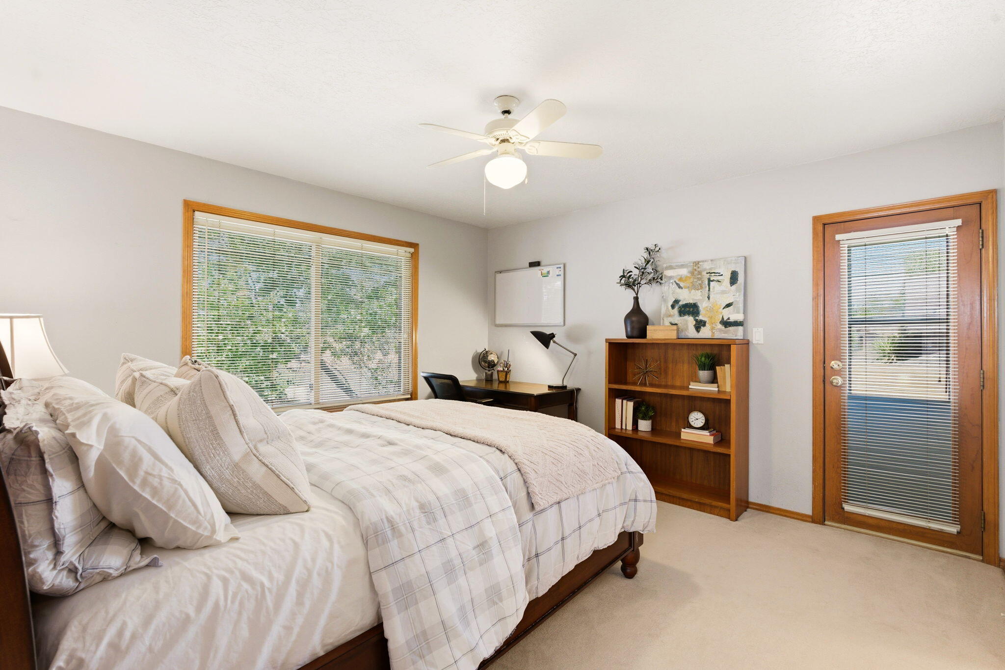 11109 Country Club NE
