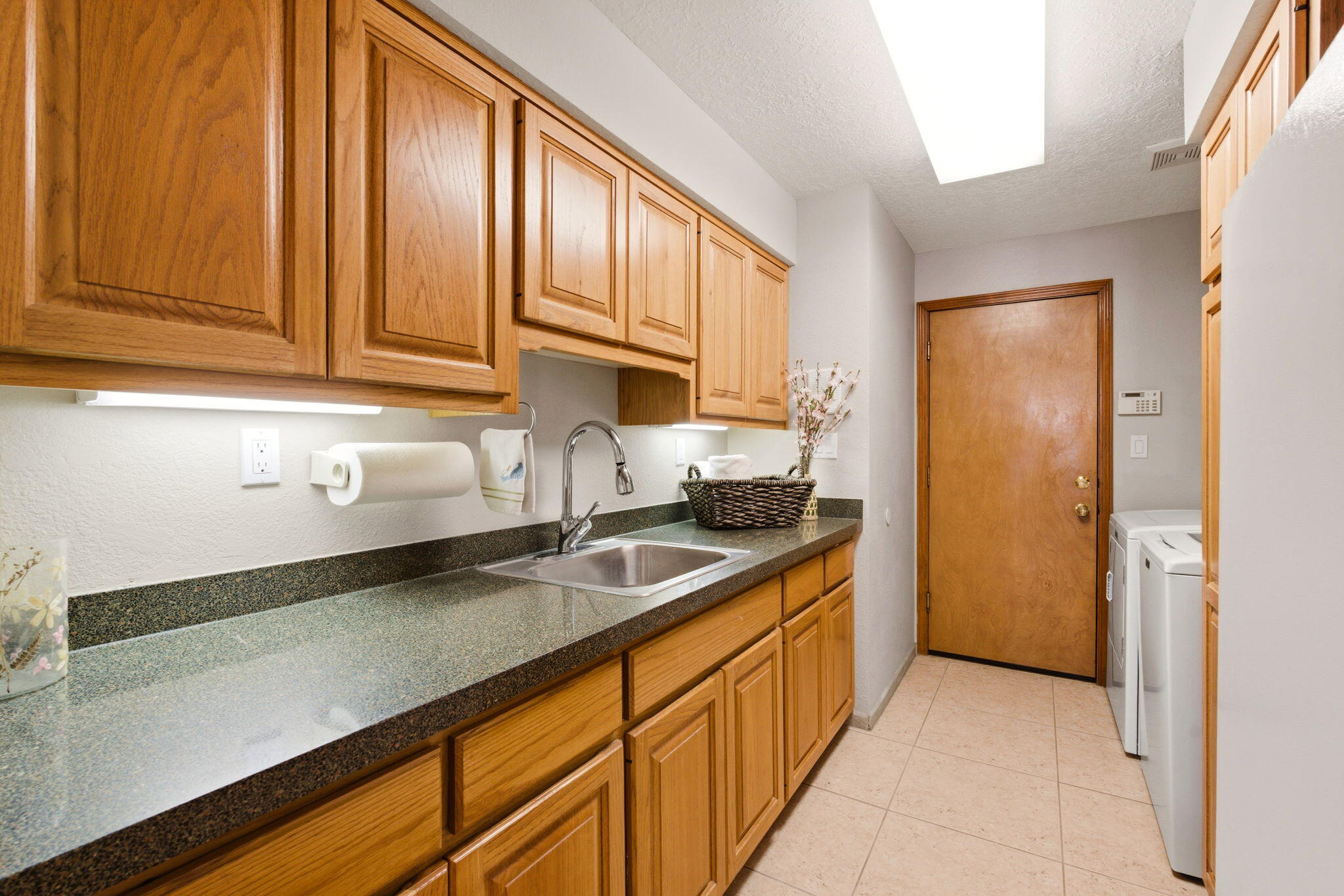 11109 Country Club NE