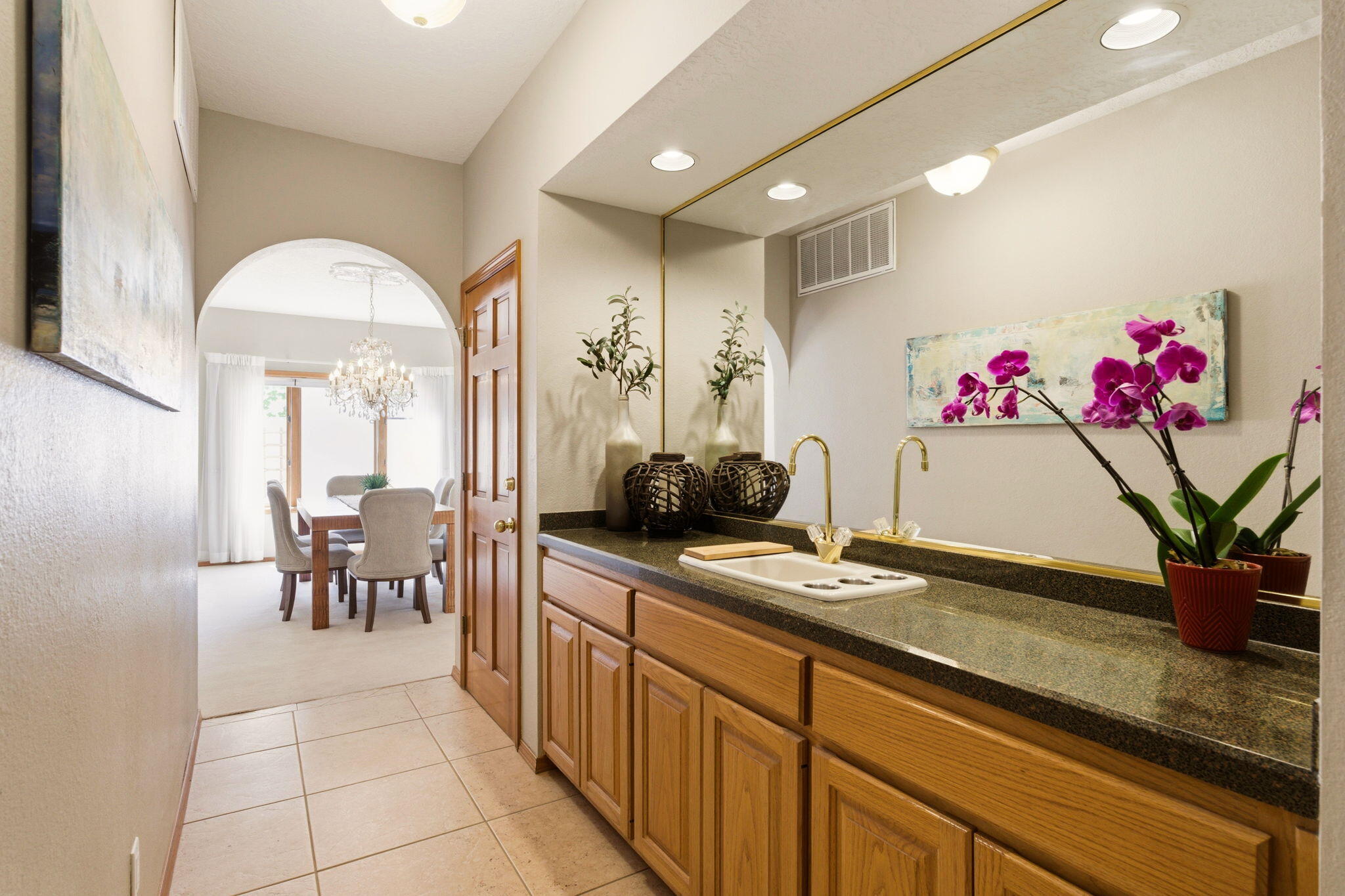 11109 Country Club NE