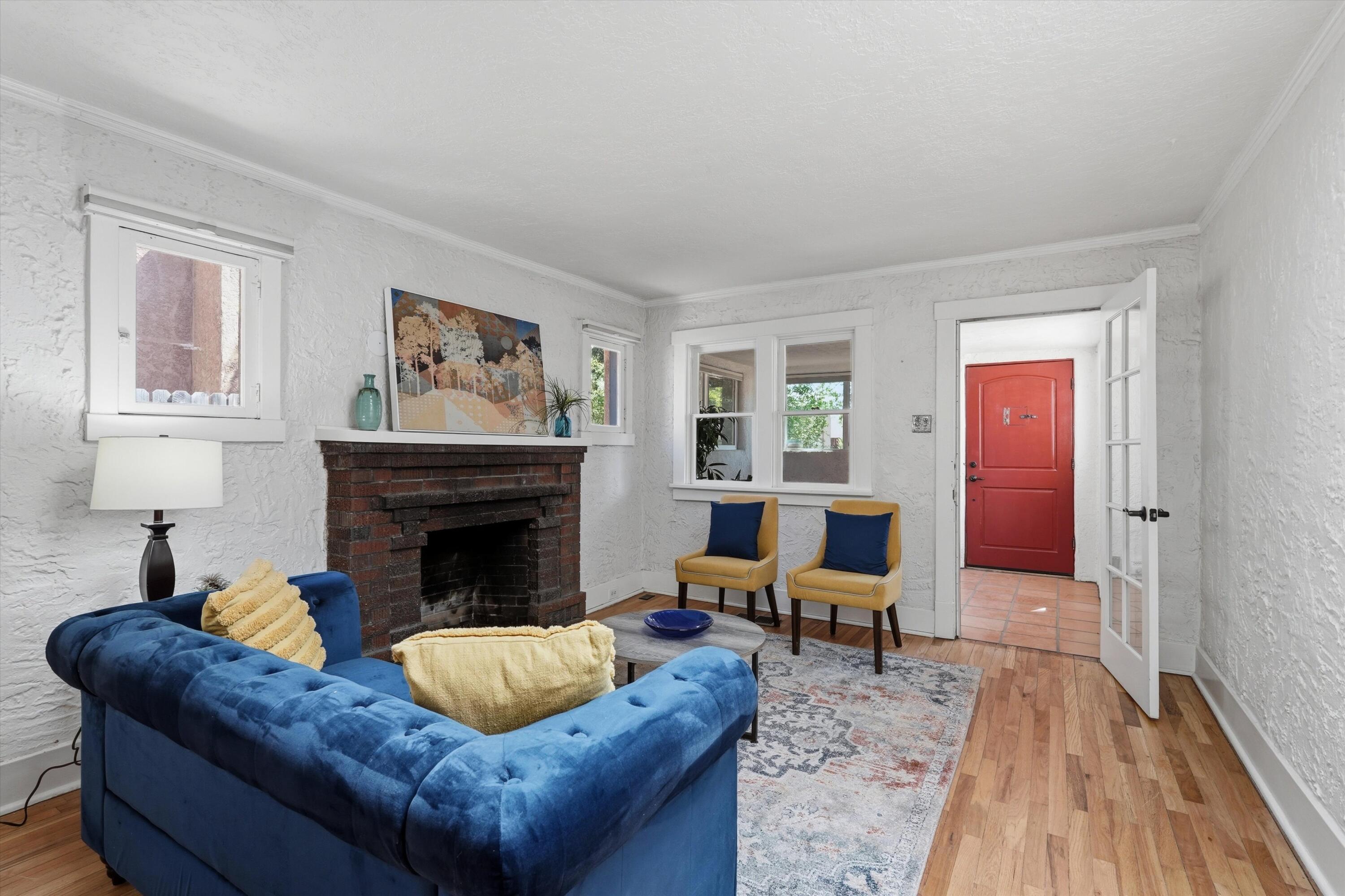 217 Amherst Drive NE