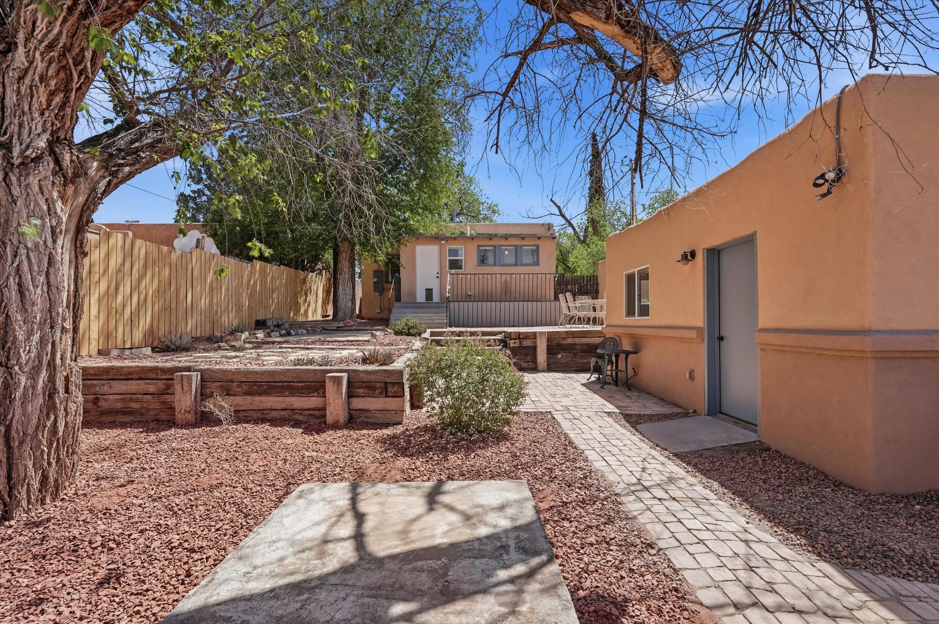 217 Amherst Drive NE