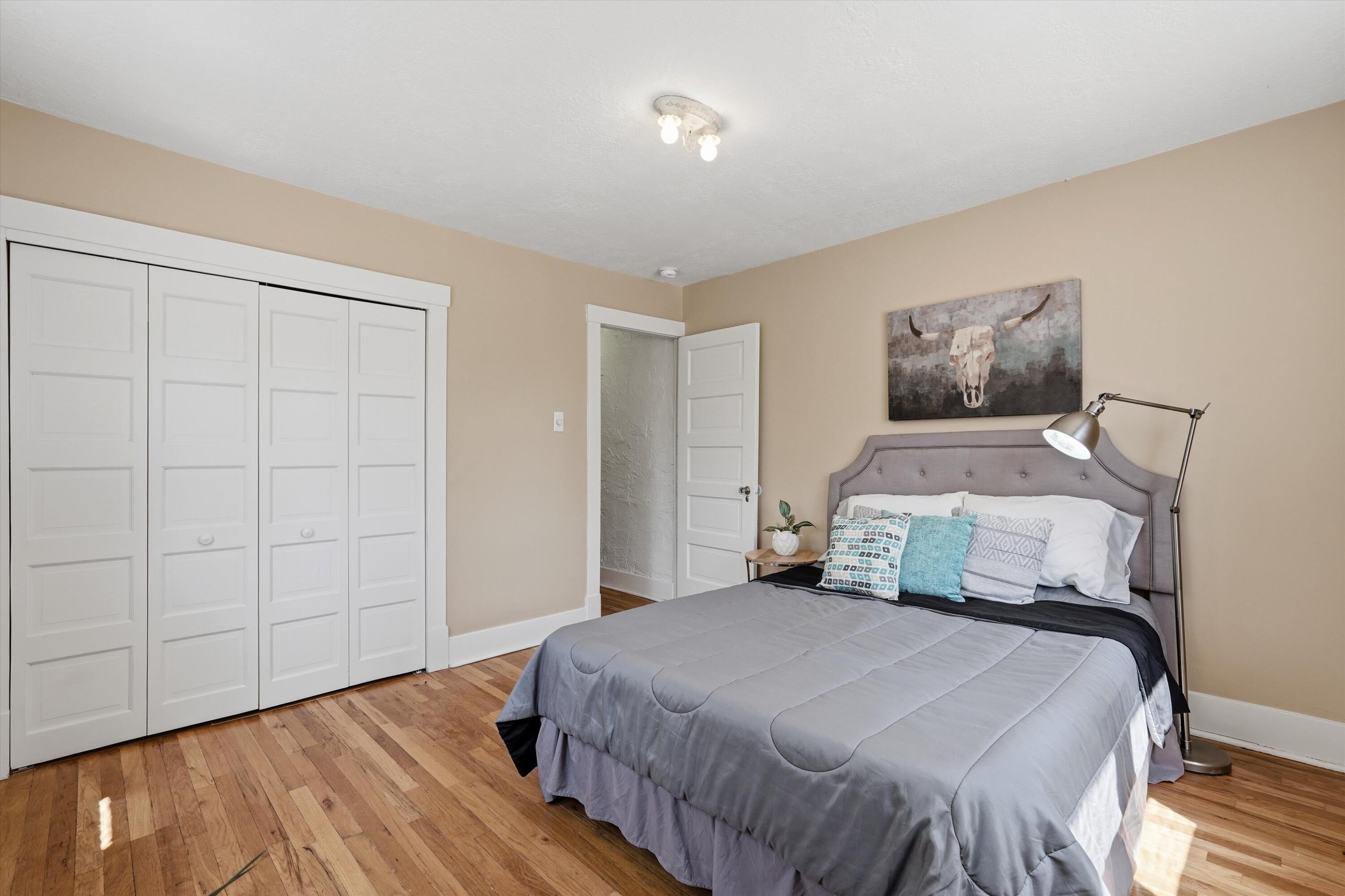 217 Amherst Drive NE