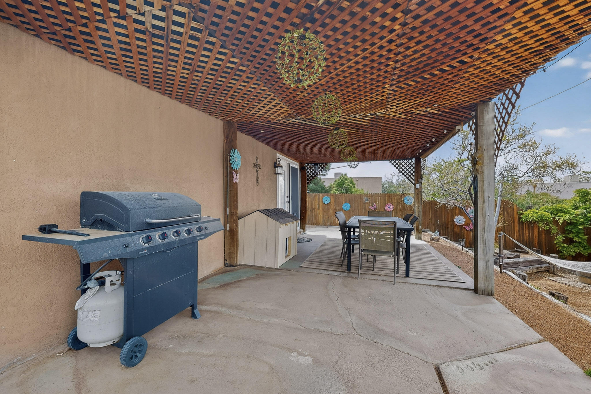 203 Monte Largo Drive NE
