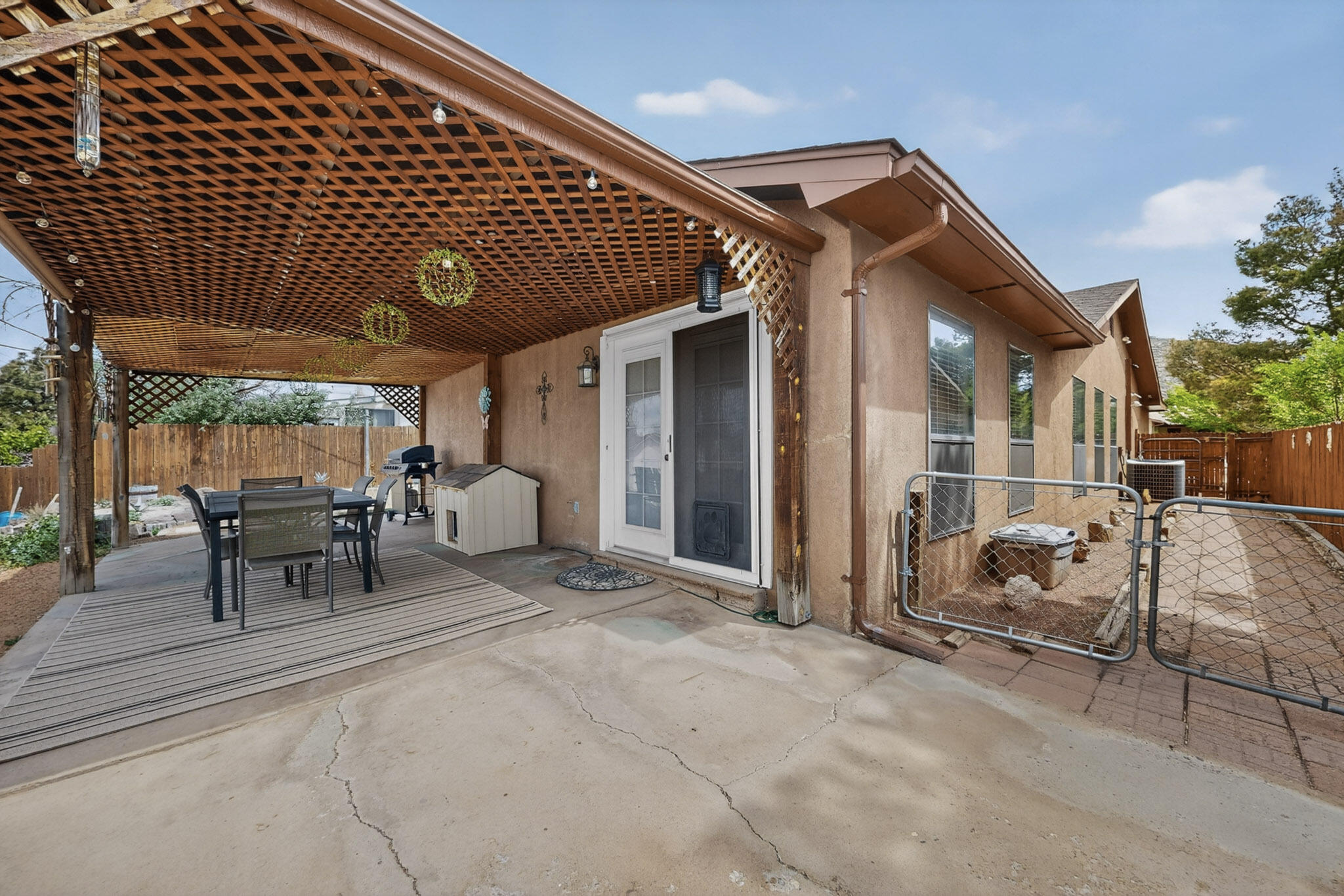 203 Monte Largo Drive NE