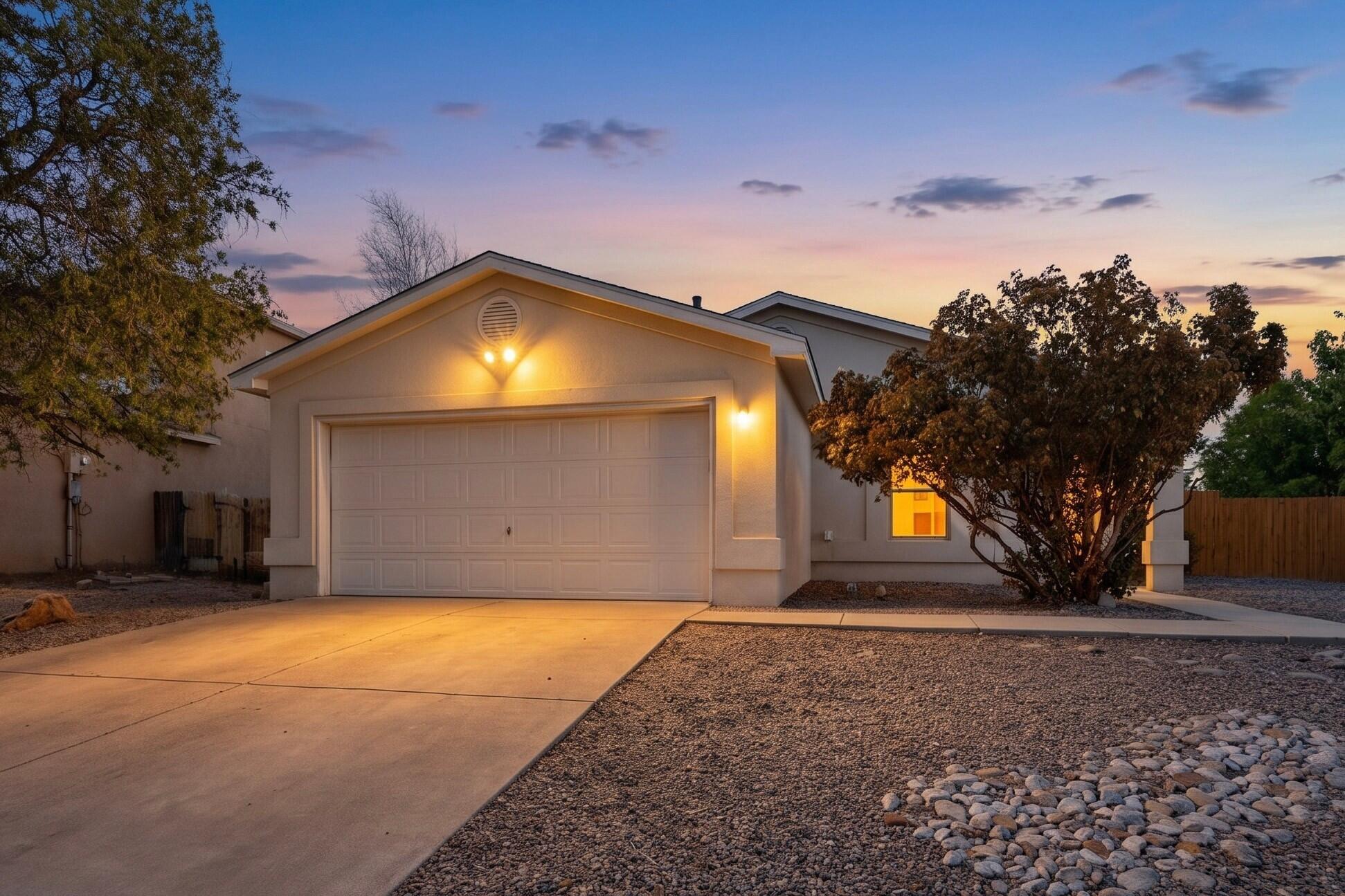 8310 Rancho Paraiso NW