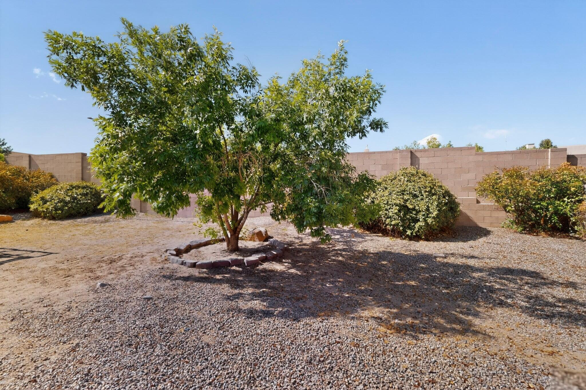 8310 Rancho Paraiso NW