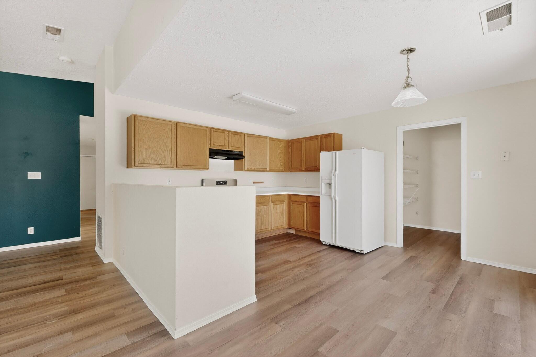 8310 Rancho Paraiso NW