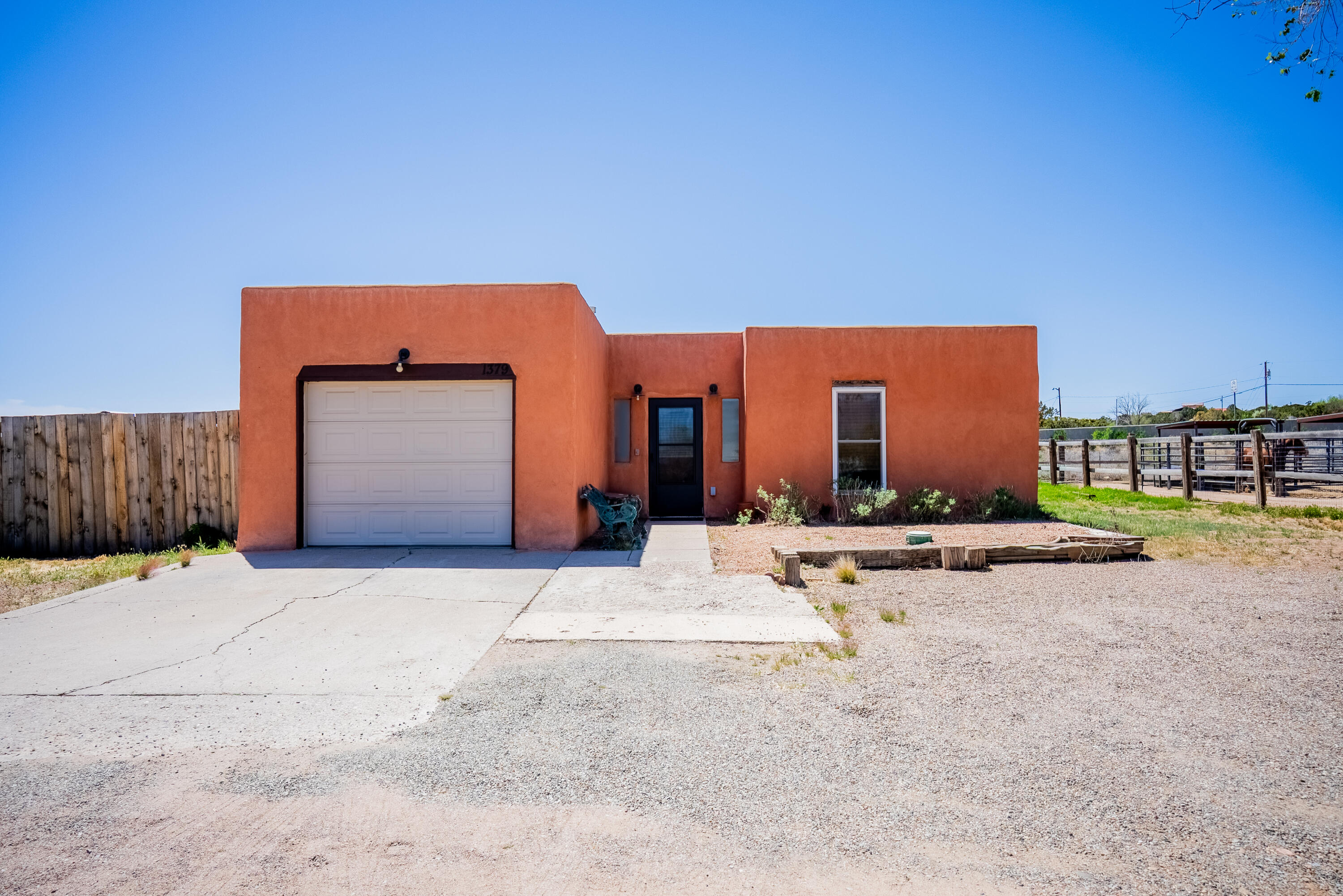 1407 Borrego