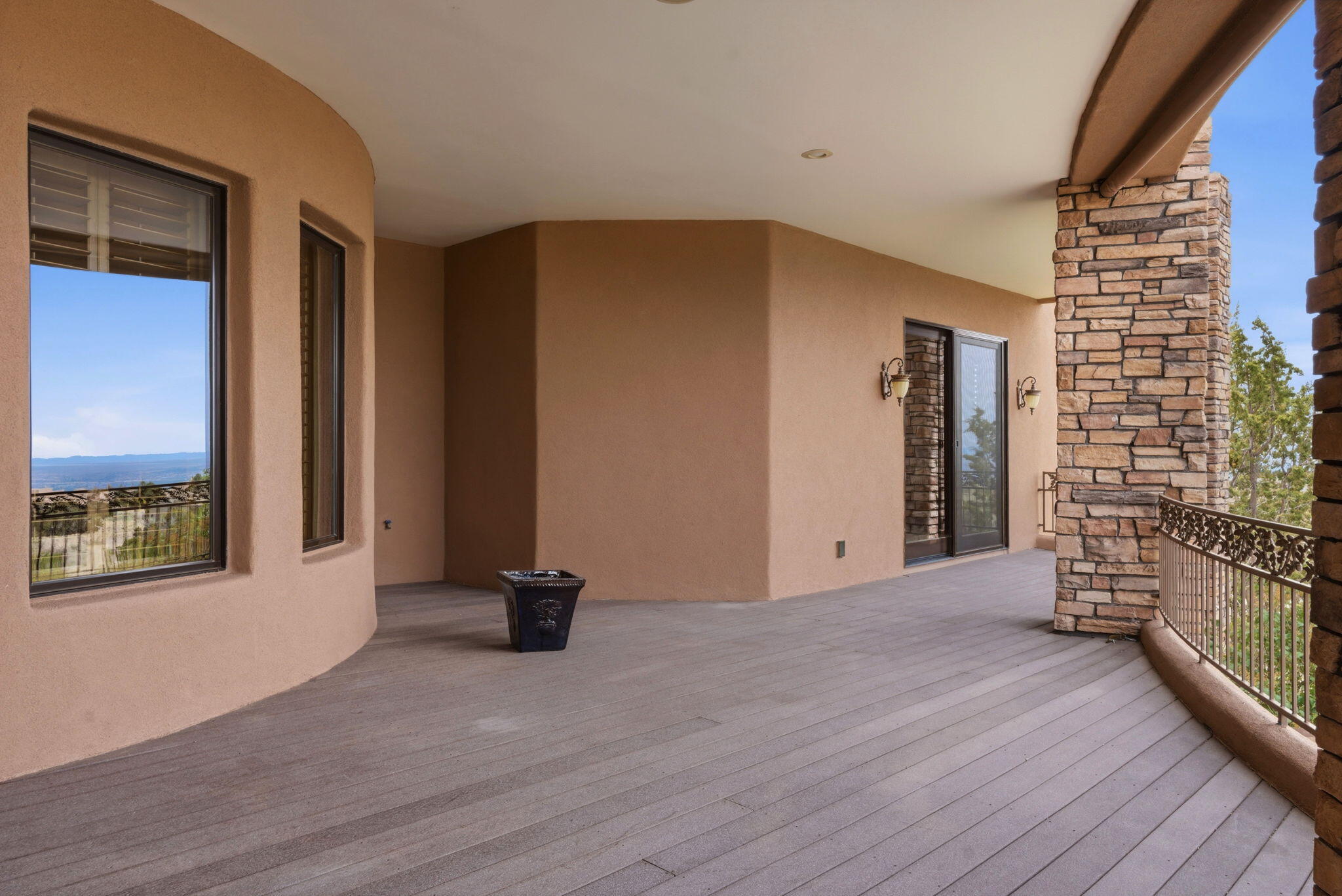 13705 Ricegrass Place NE