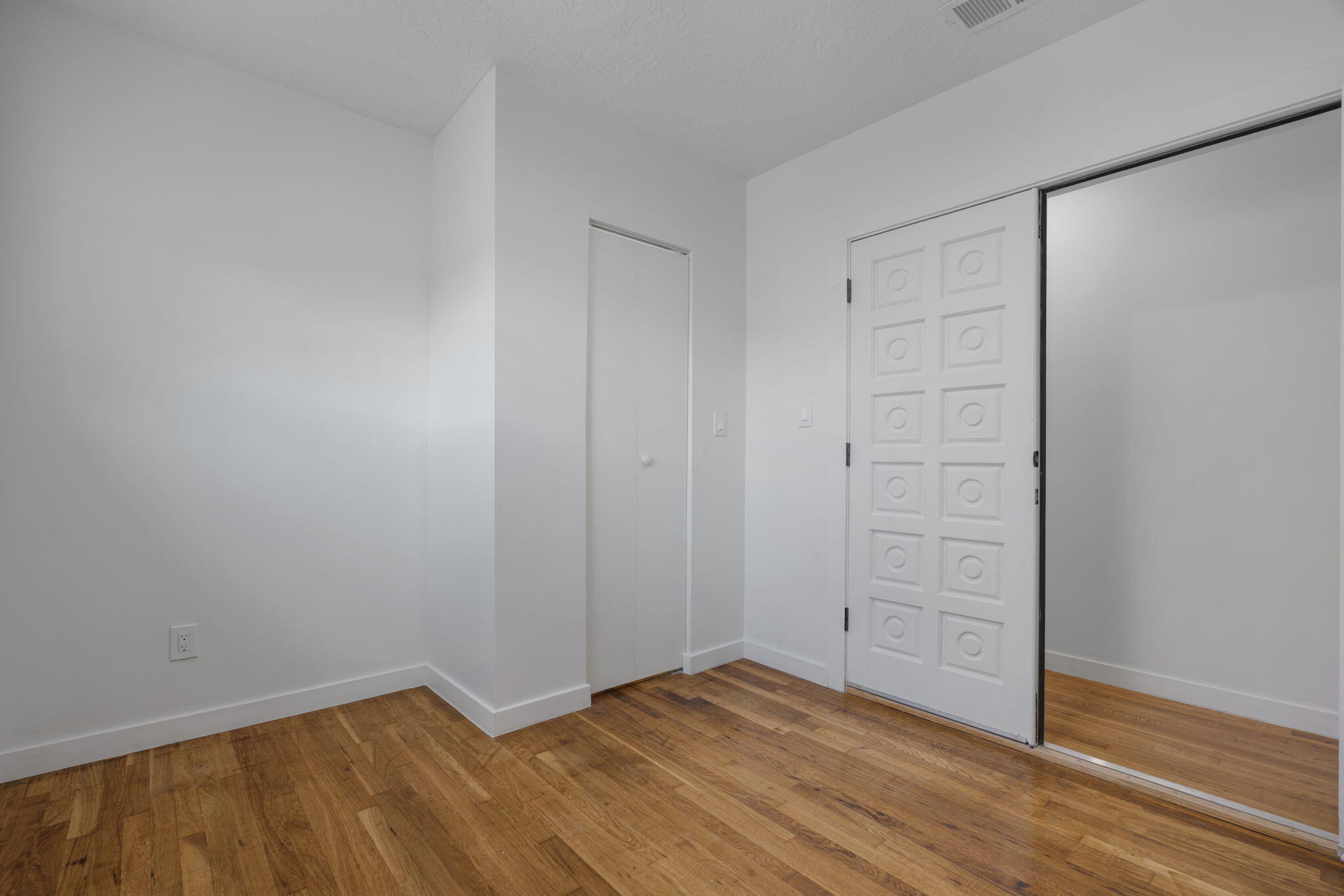219 Solano Drive SE