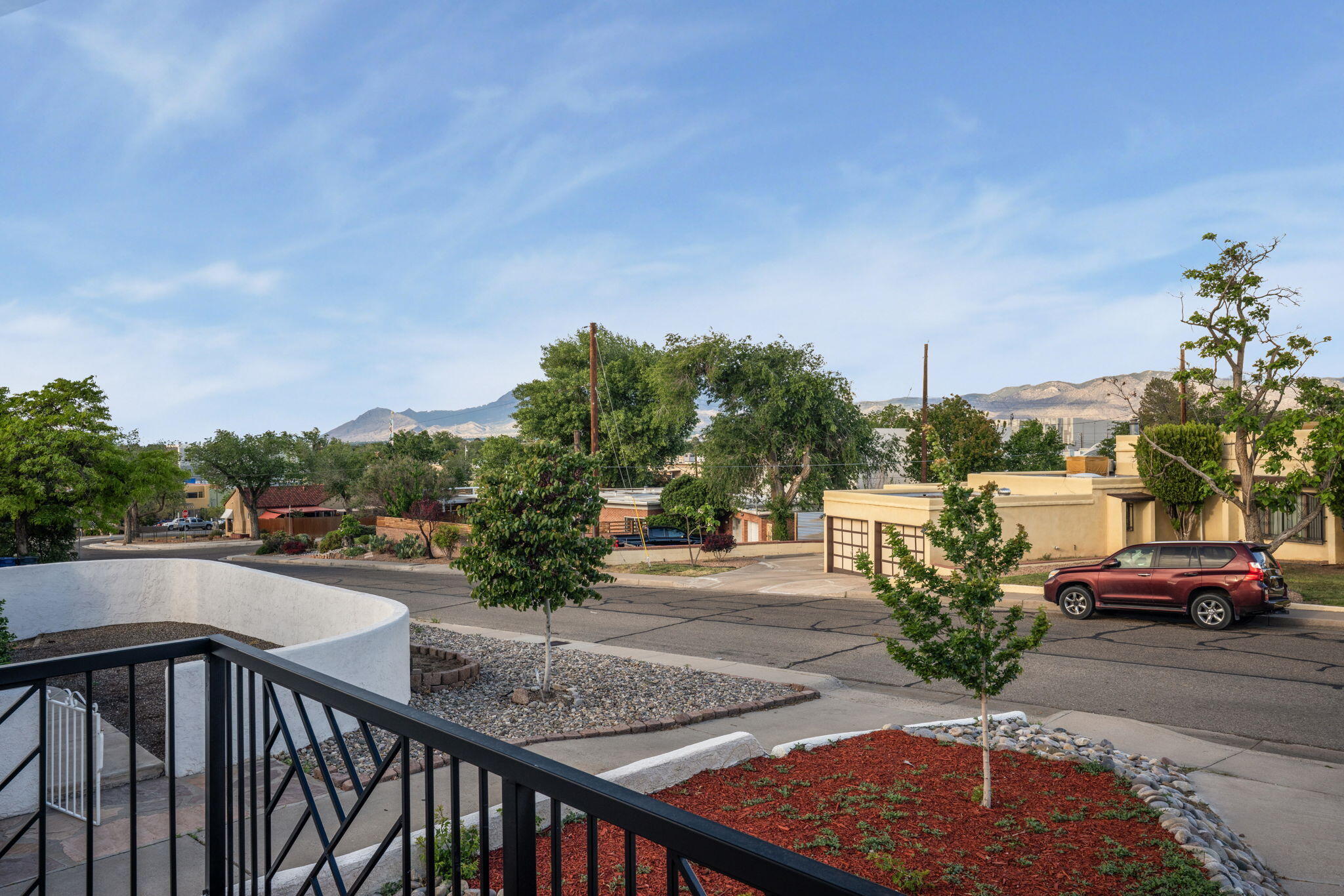 219 Solano Drive SE