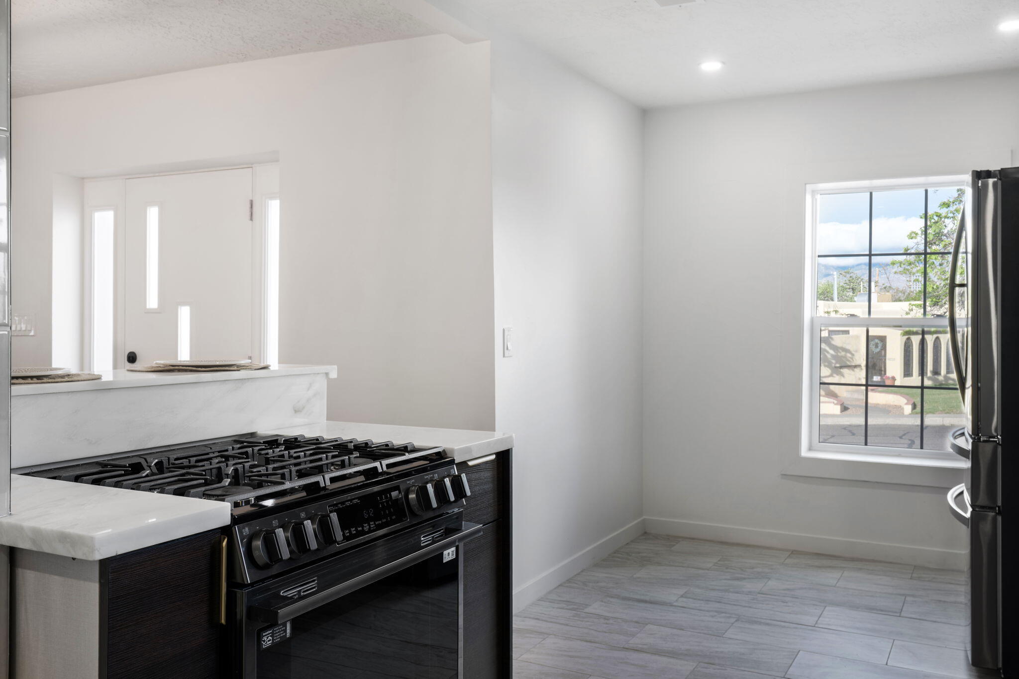 219 Solano Drive SE