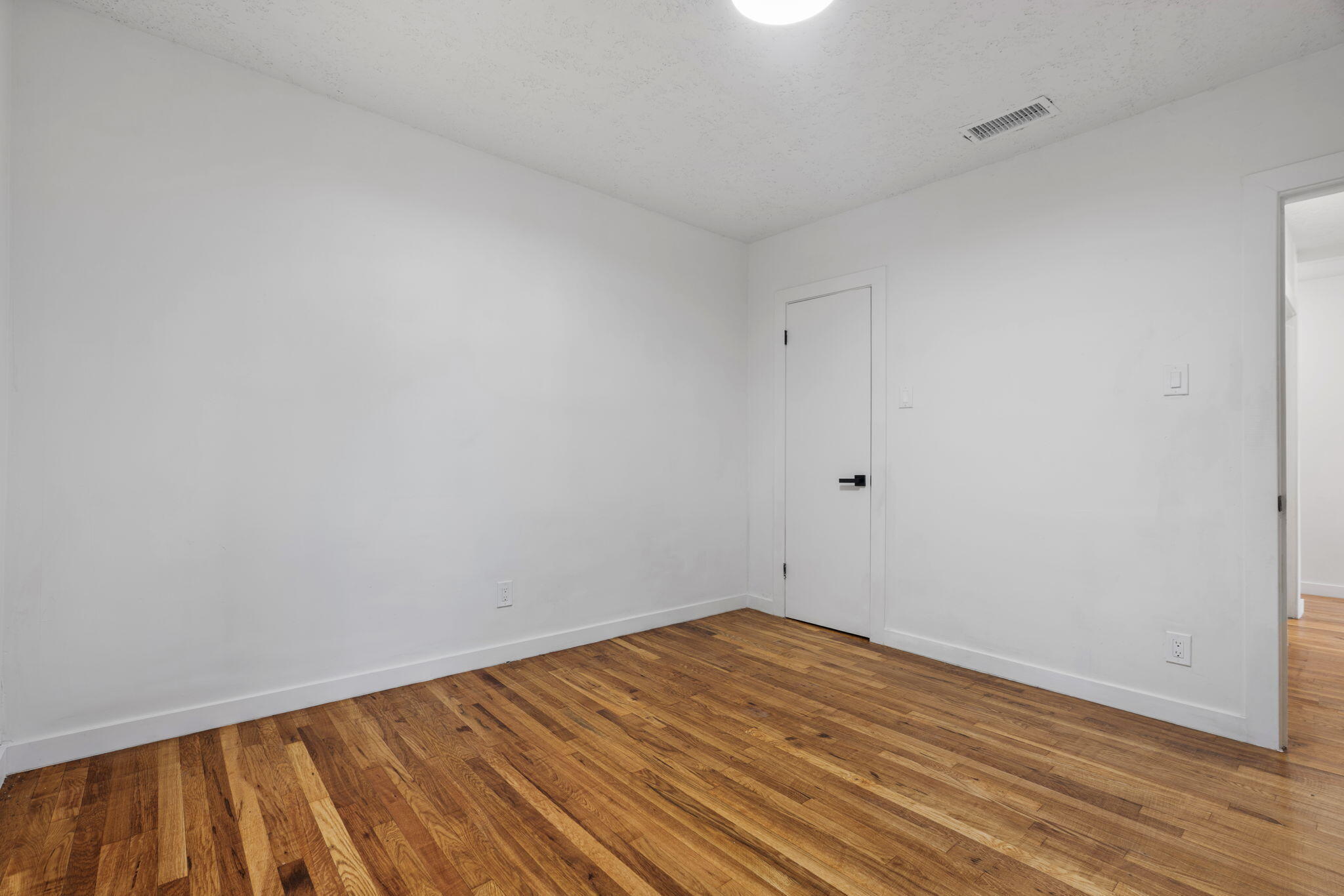219 Solano Drive SE
