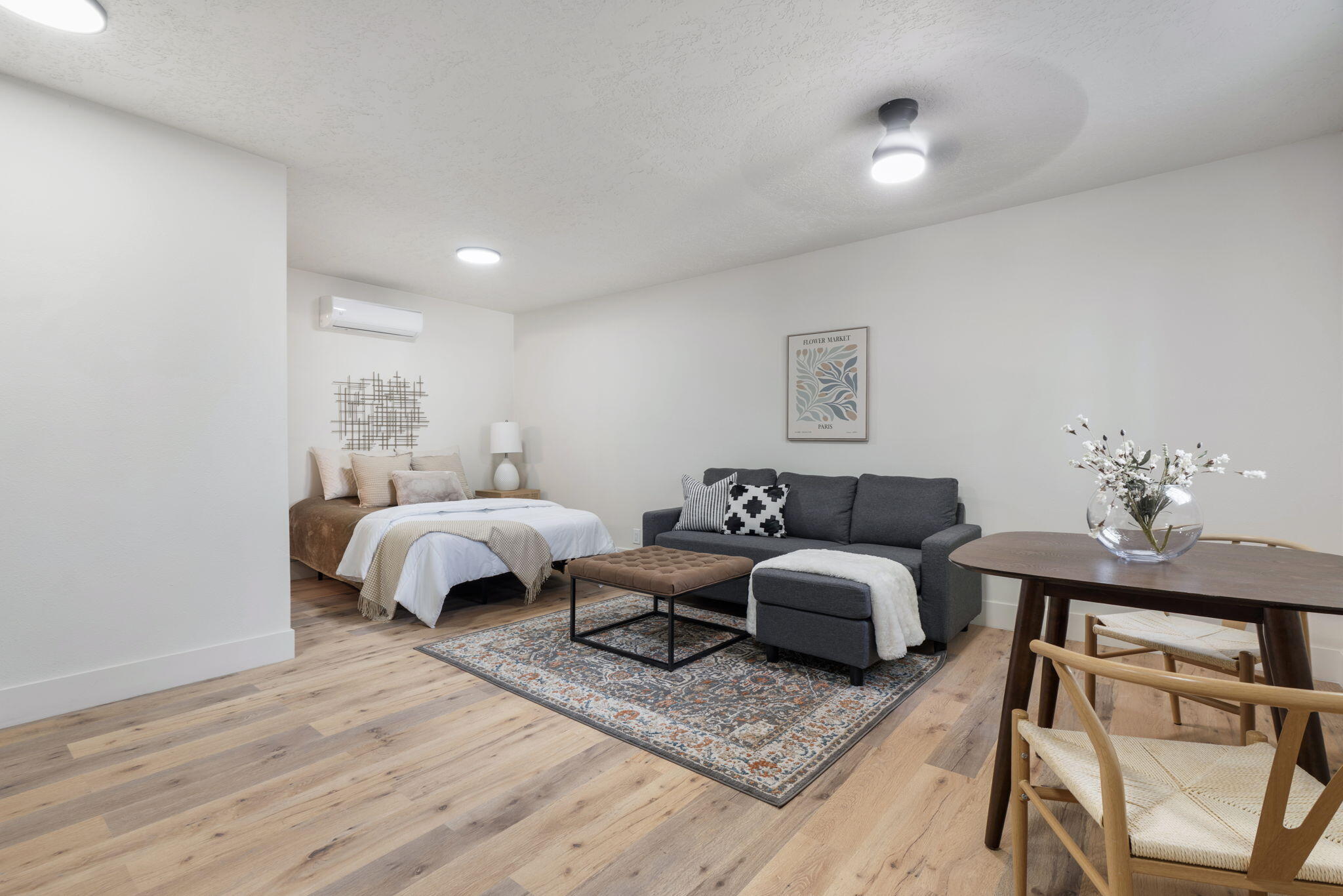 219 Solano Drive SE