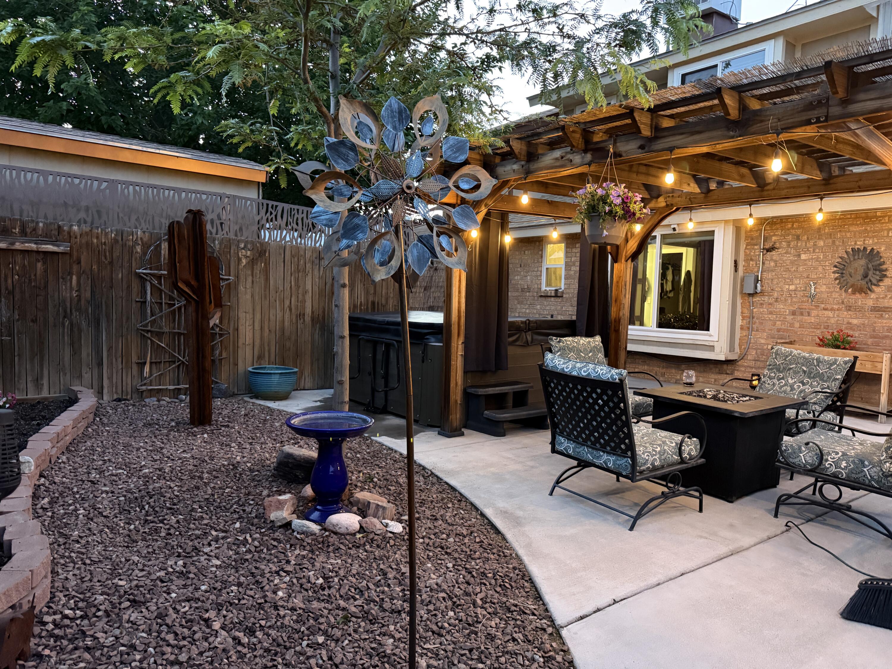 5308 Chuckwagon Trail NW