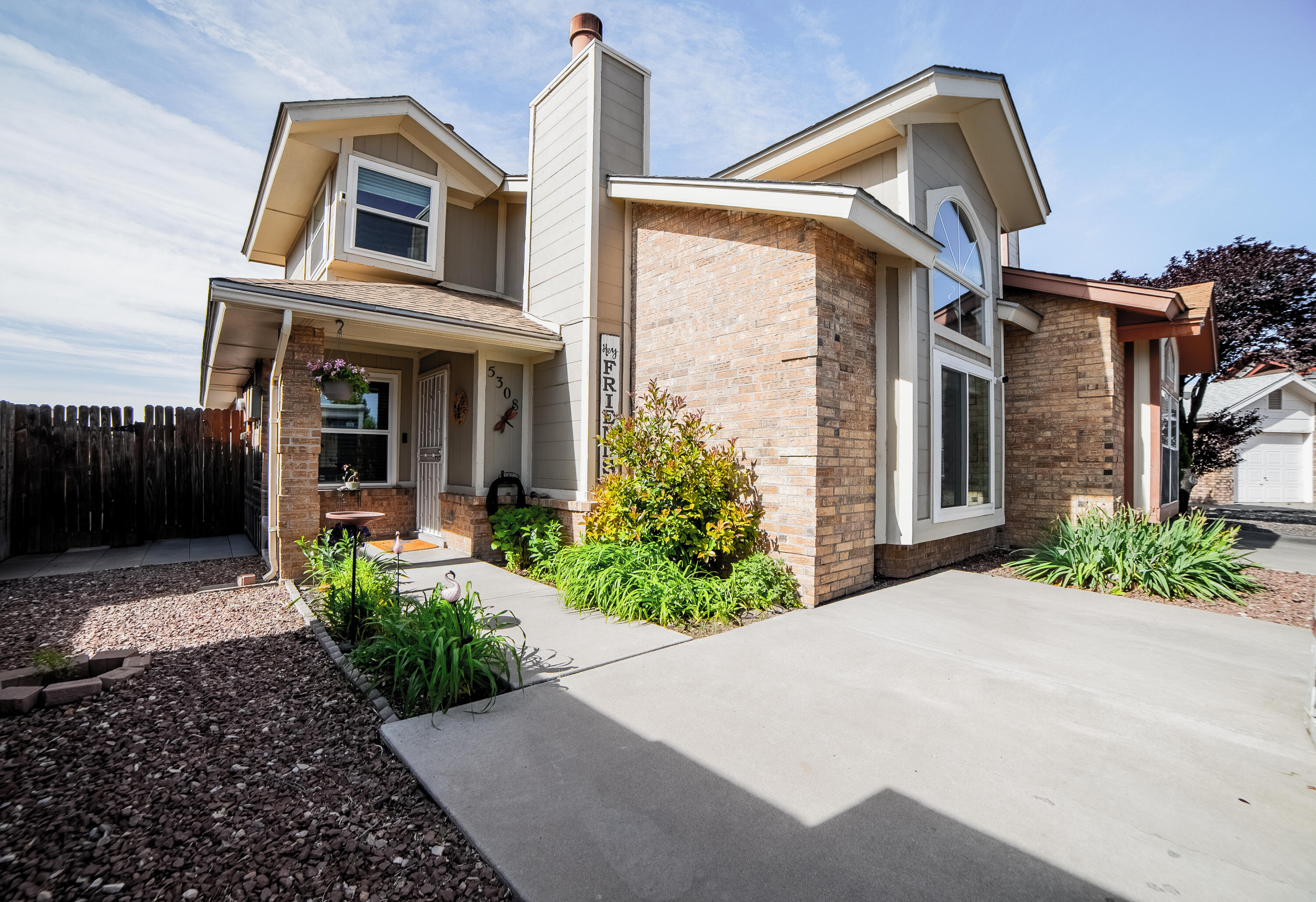 5308 Chuckwagon Trail NW