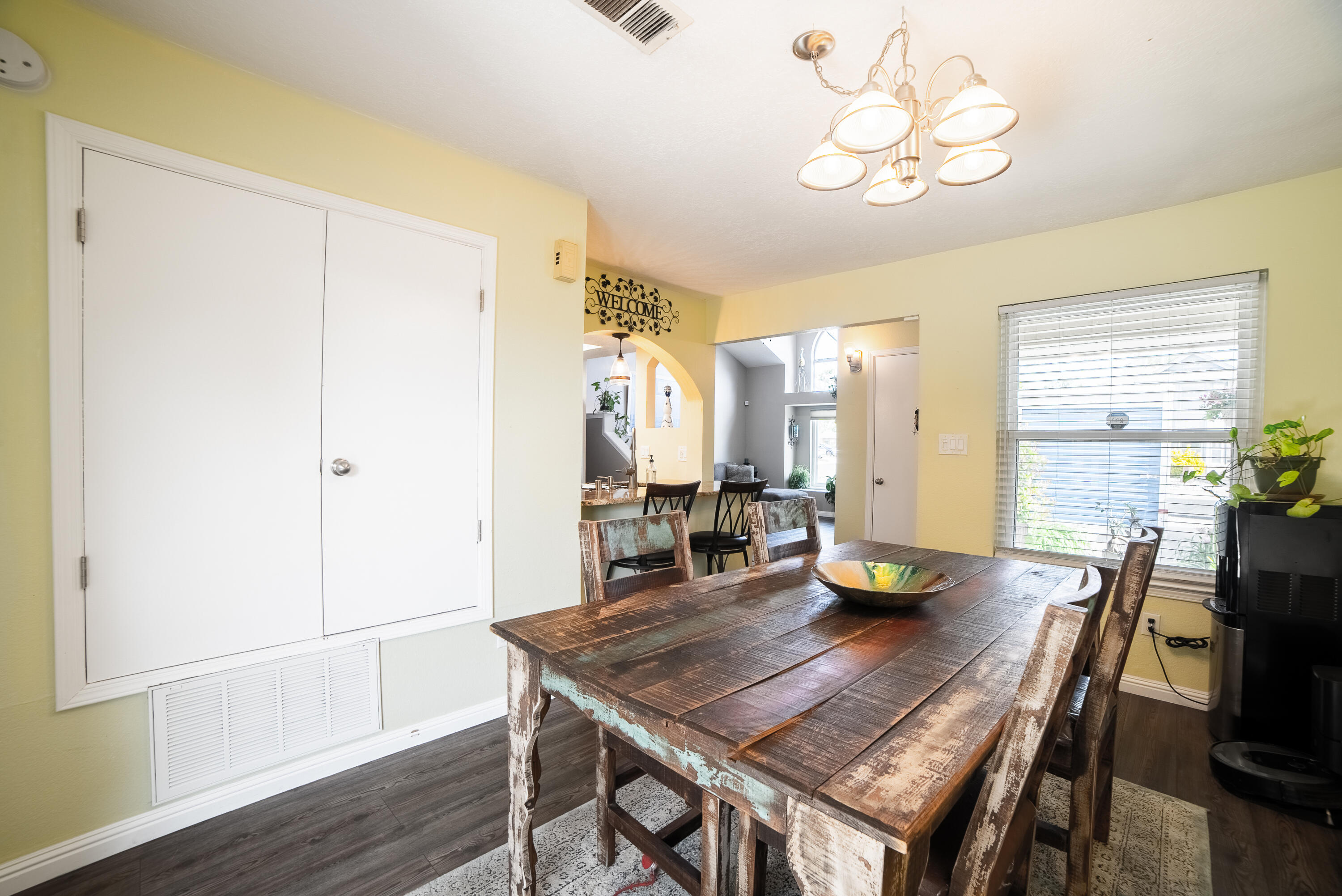 5308 Chuckwagon Trail NW