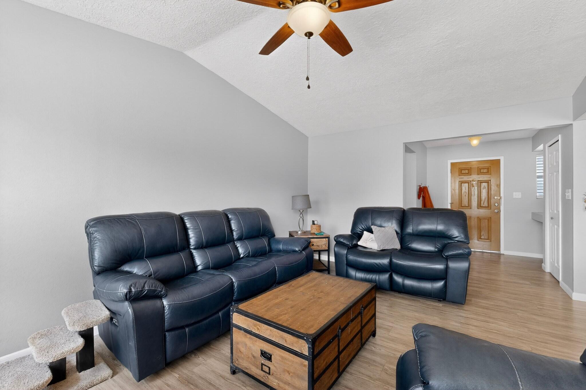 45 Castle Rock Road SE
