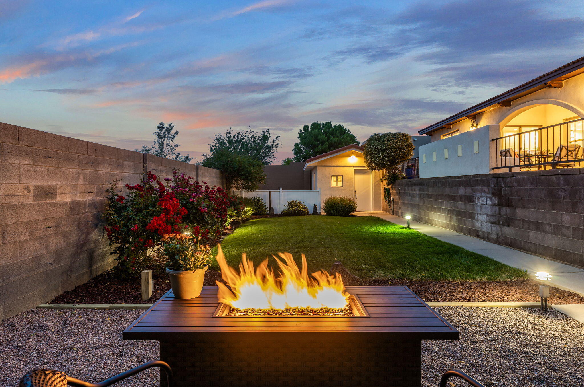 3901 Calle Pino NE