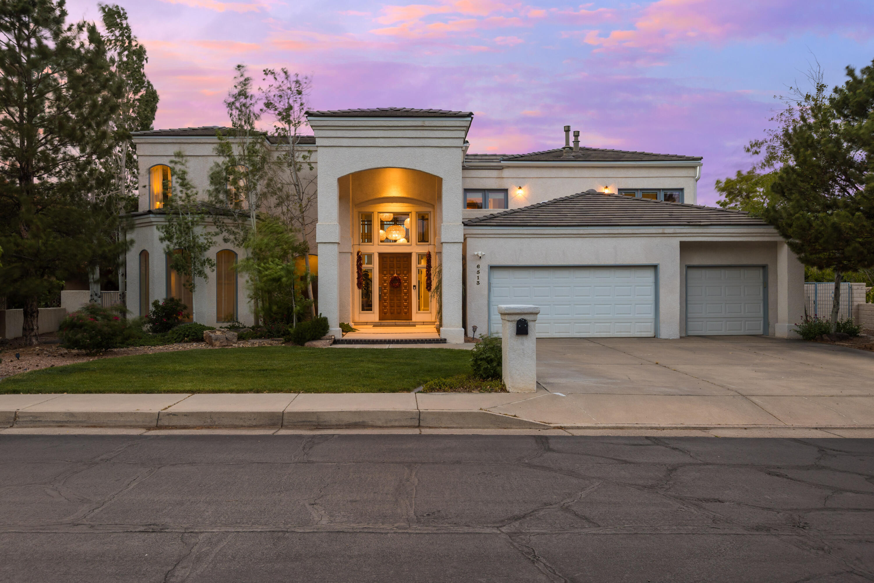 6513 Meadow Hills Street NE