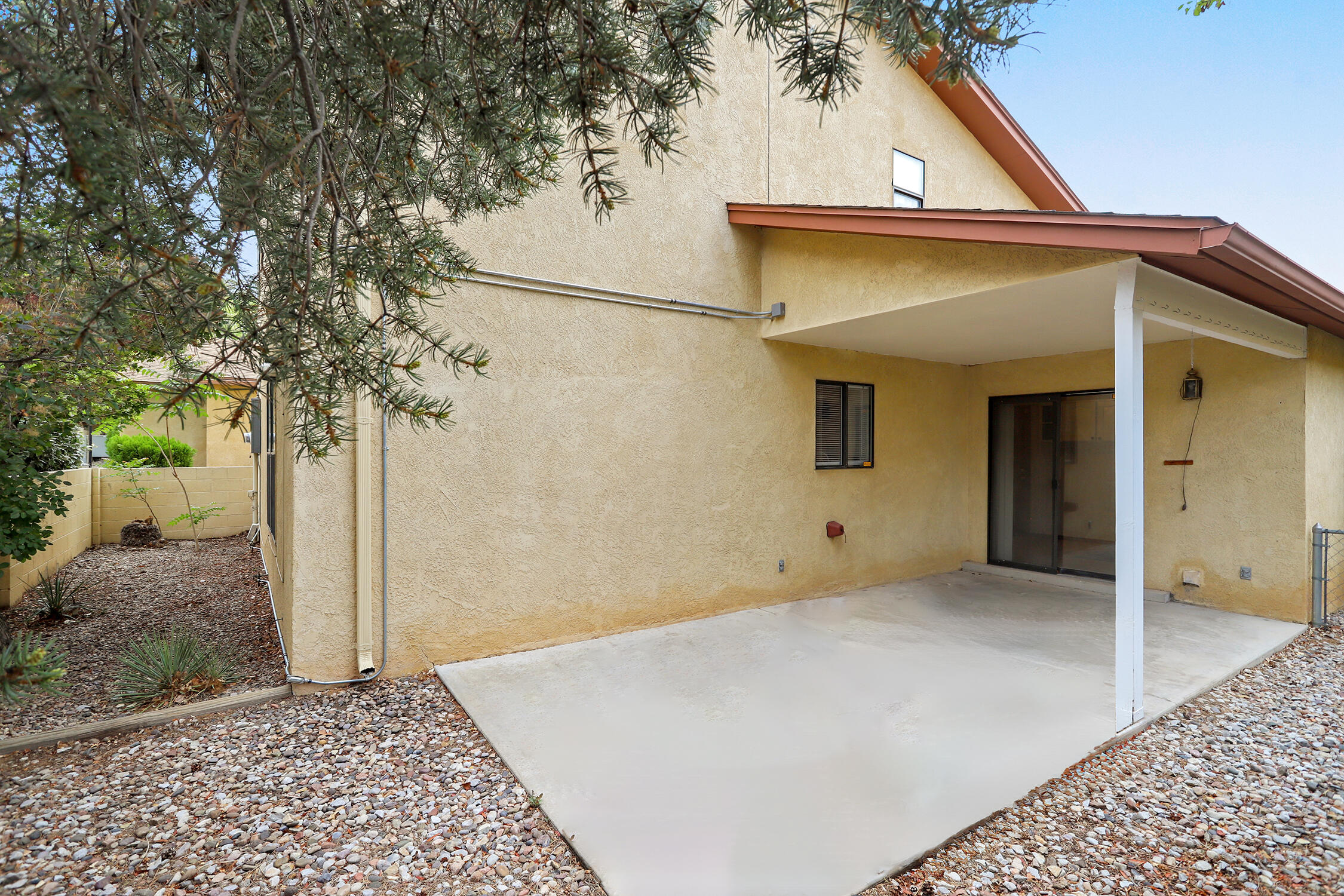 10713 Griffith Park Drive NE