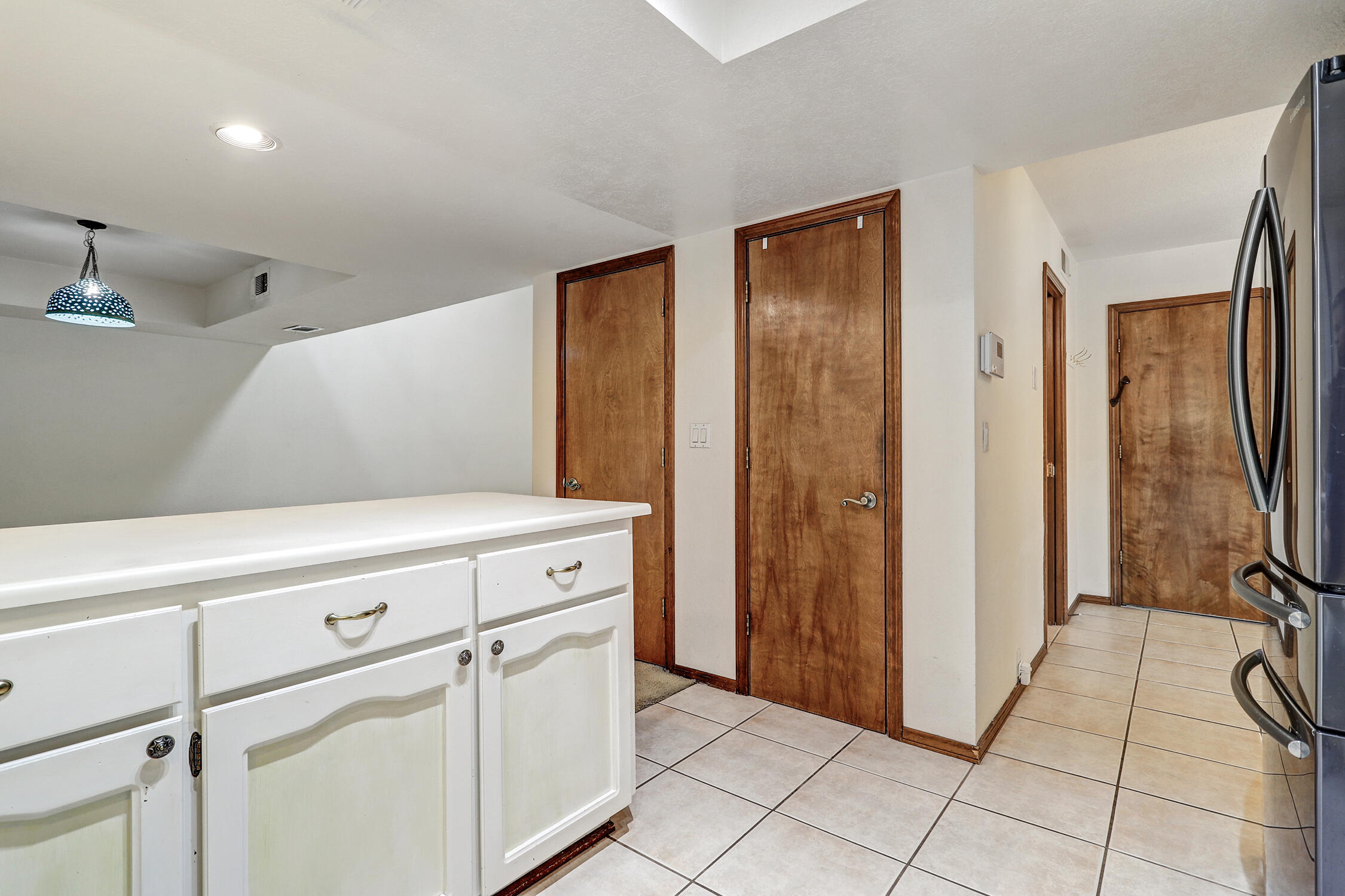 10713 Griffith Park Drive NE