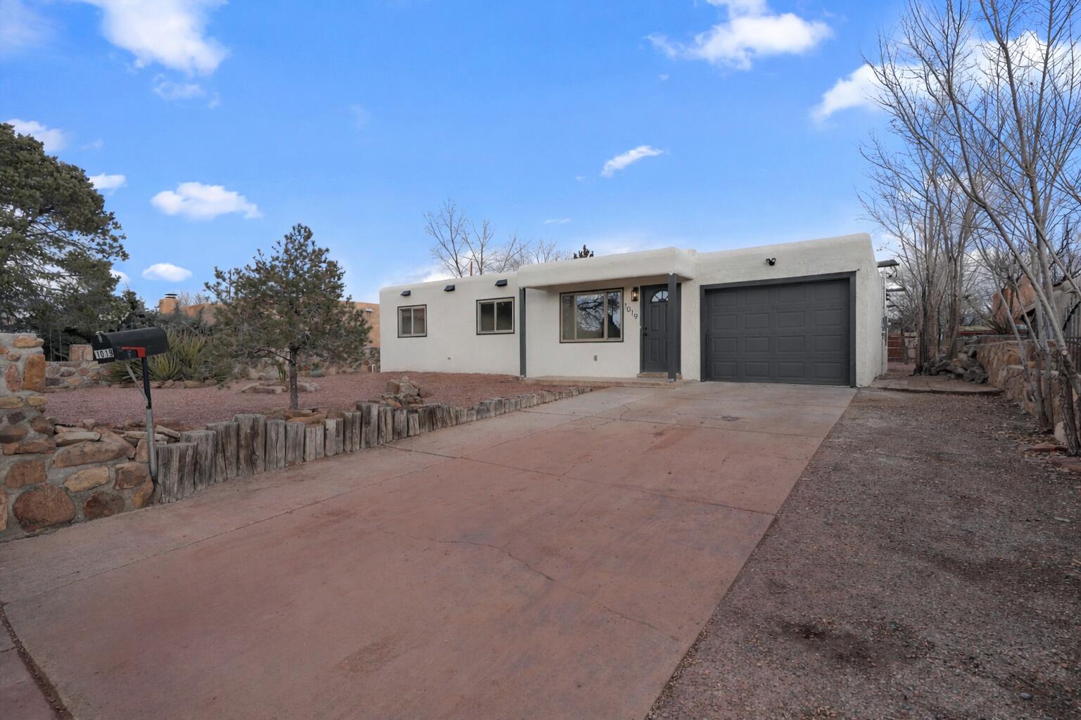 1019 Santa Clara Drive