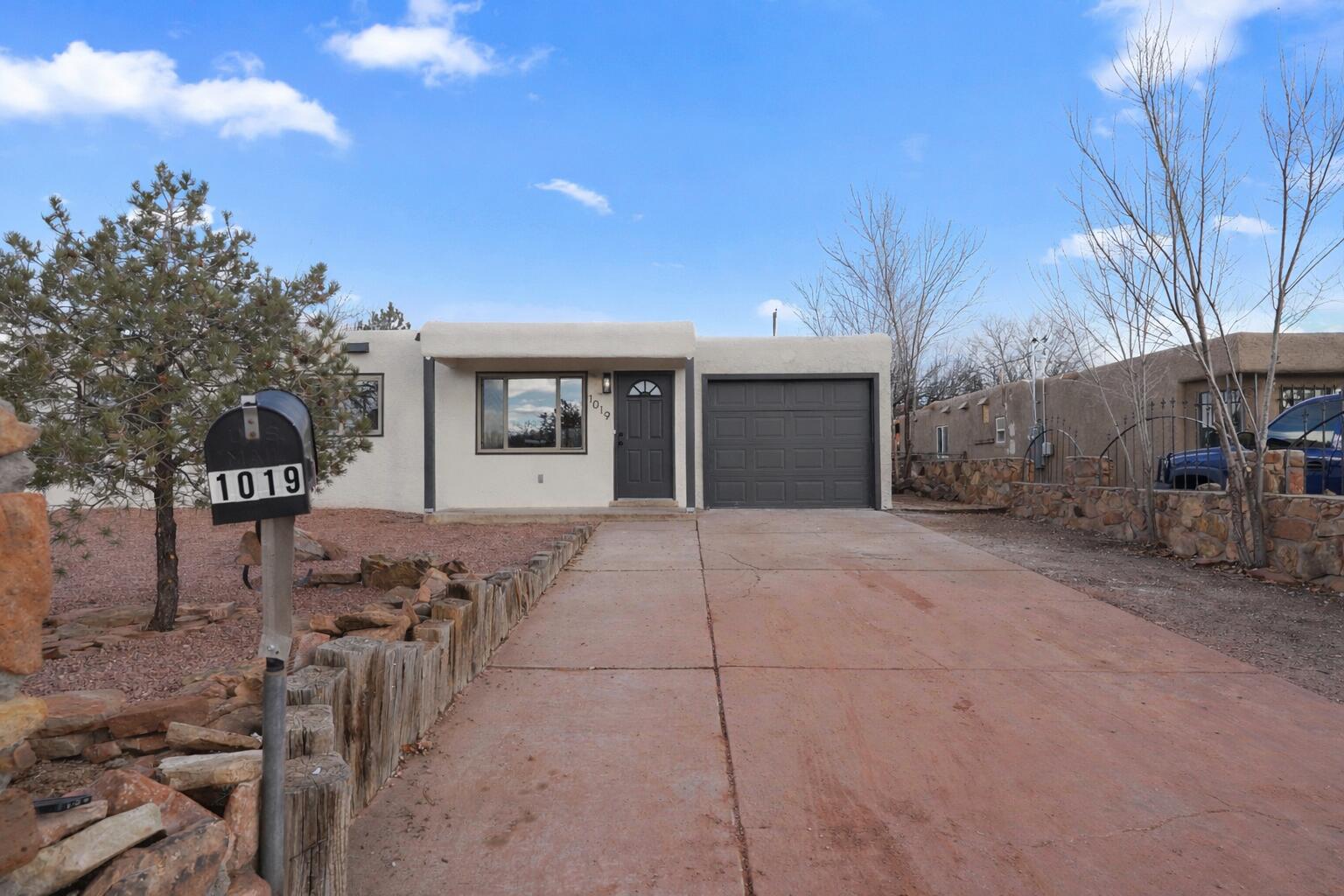 1019 Santa Clara Drive