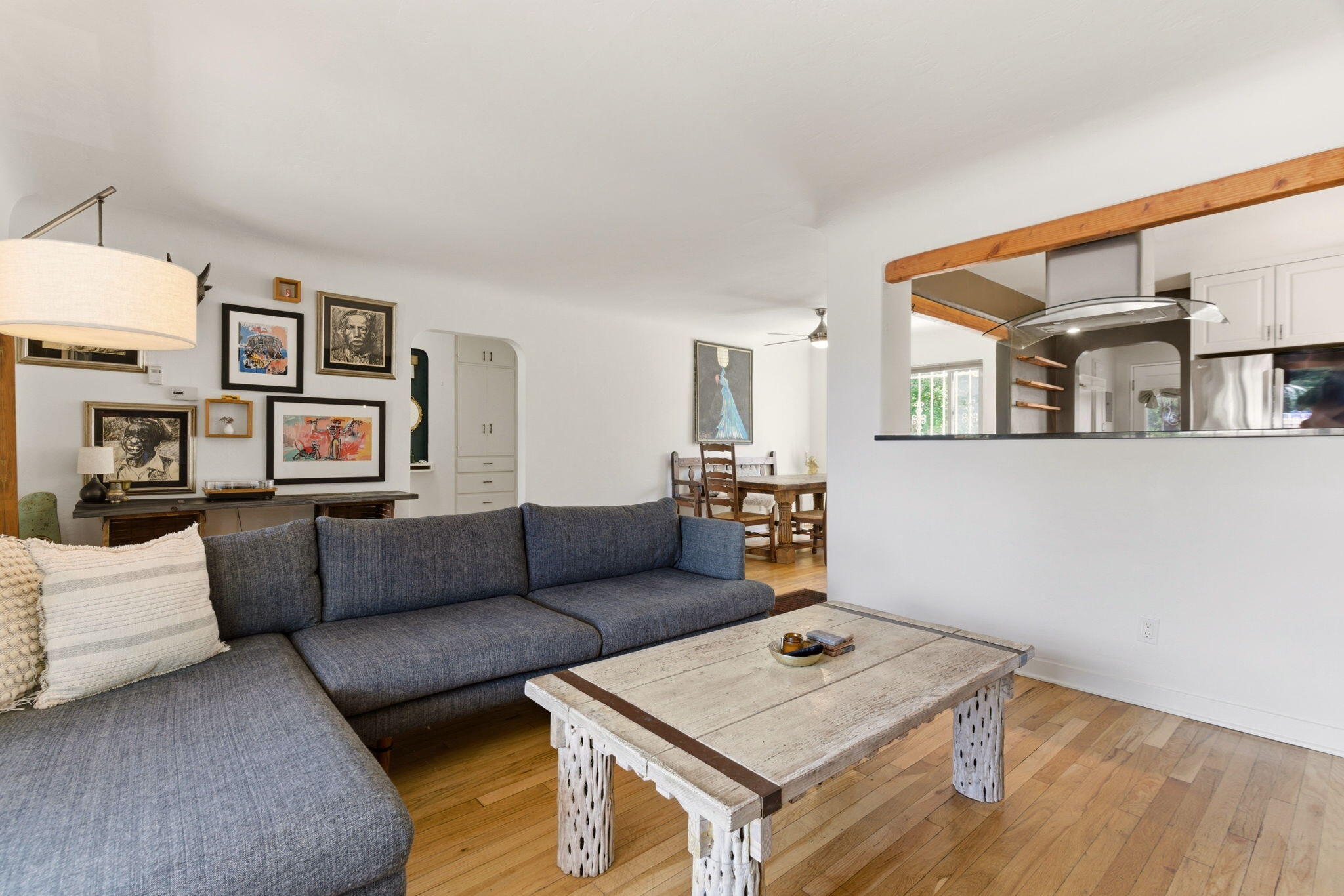 422 Carlisle Boulevard SE