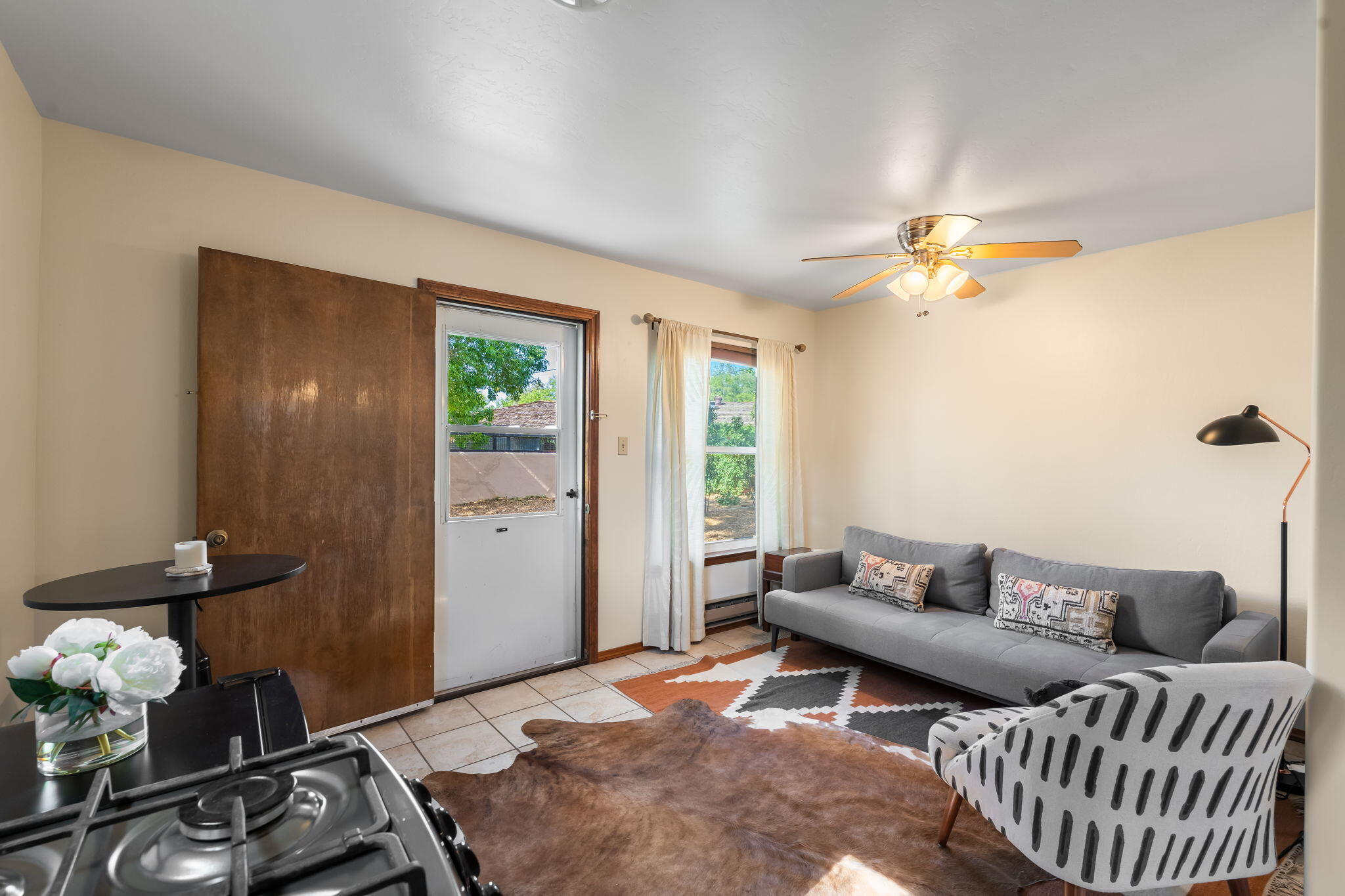 808 Parkland Circle SE