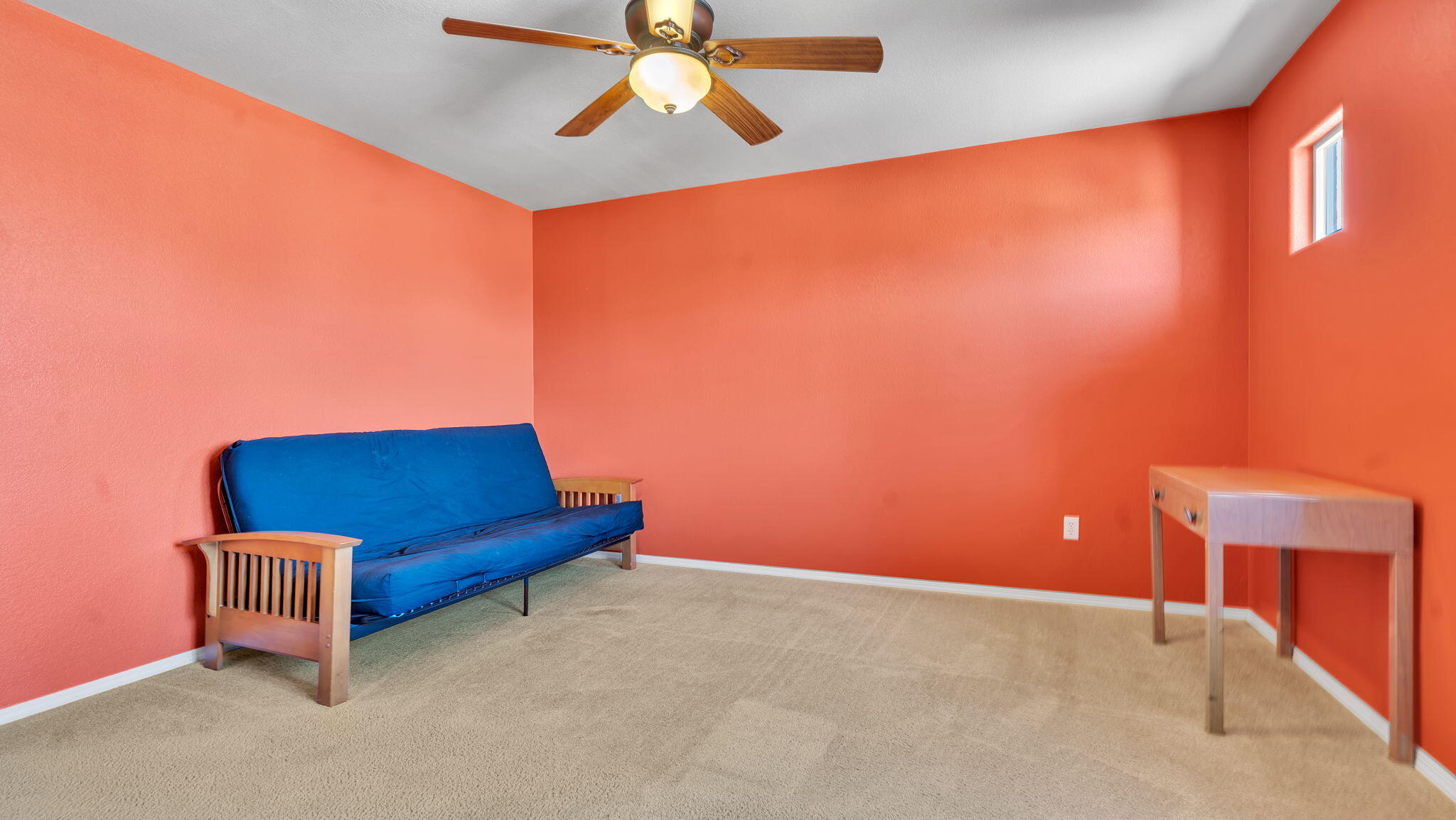 1544 Peppoli Loop SE
