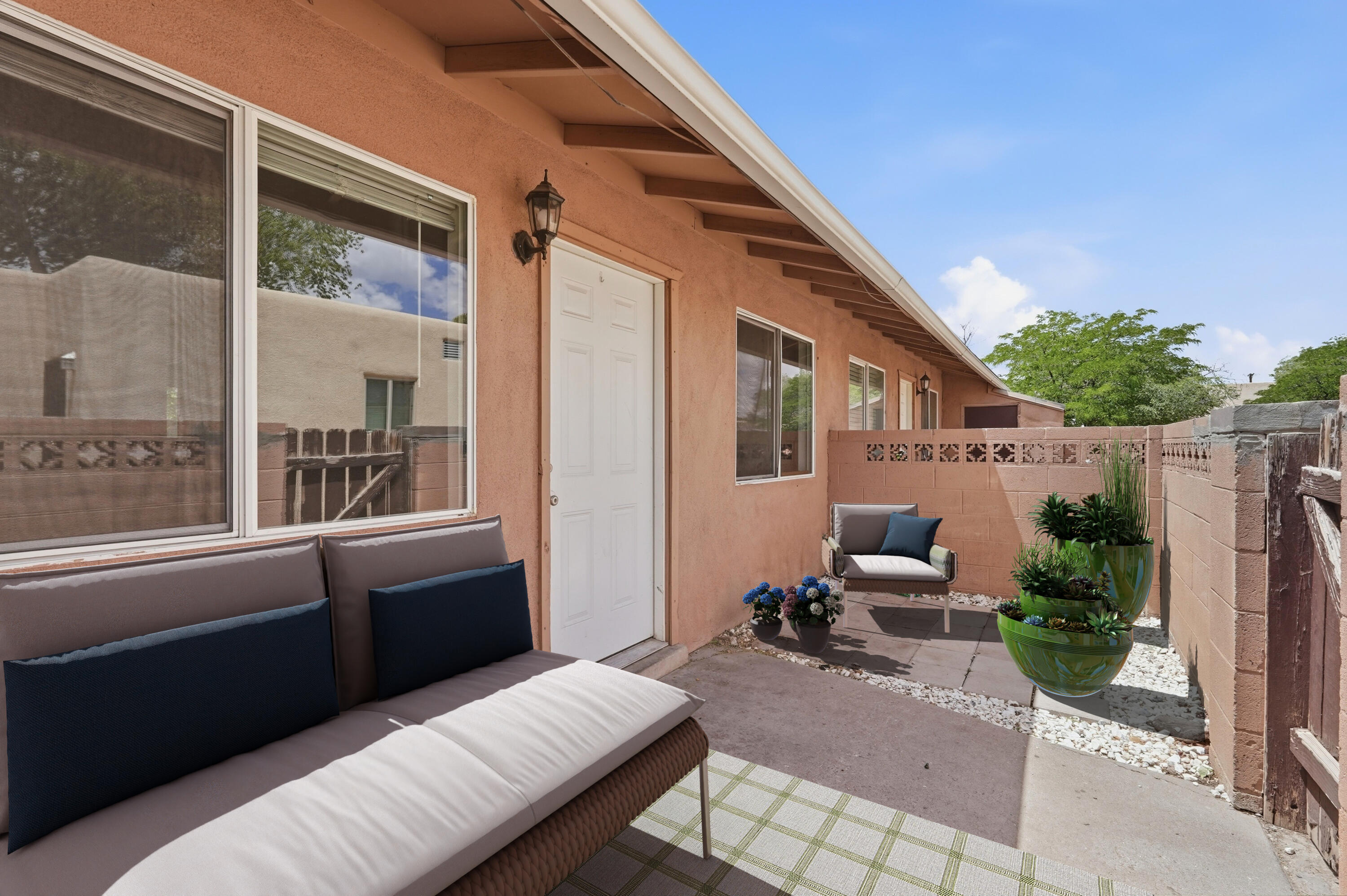 304 Vassar Drive SE