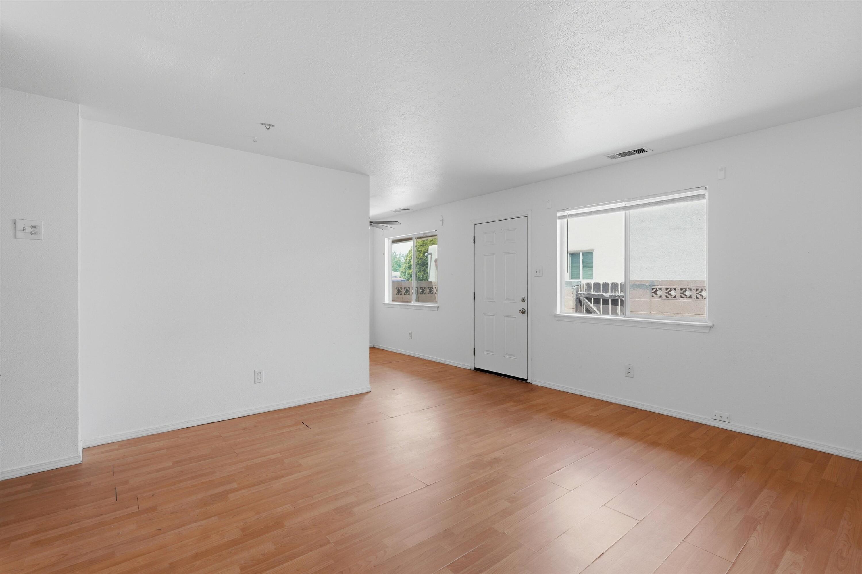 304 Vassar Drive SE
