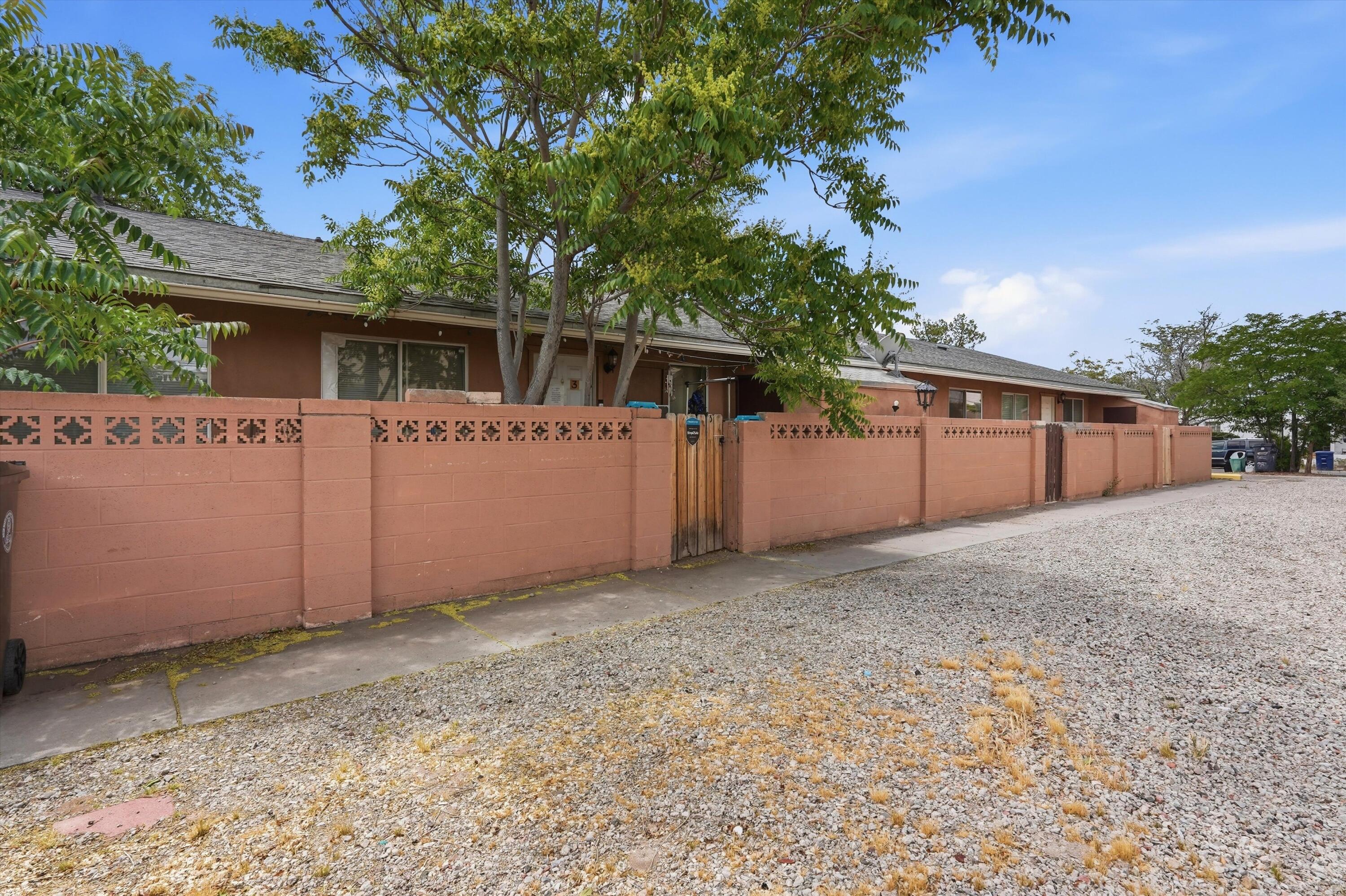304 Vassar Drive SE