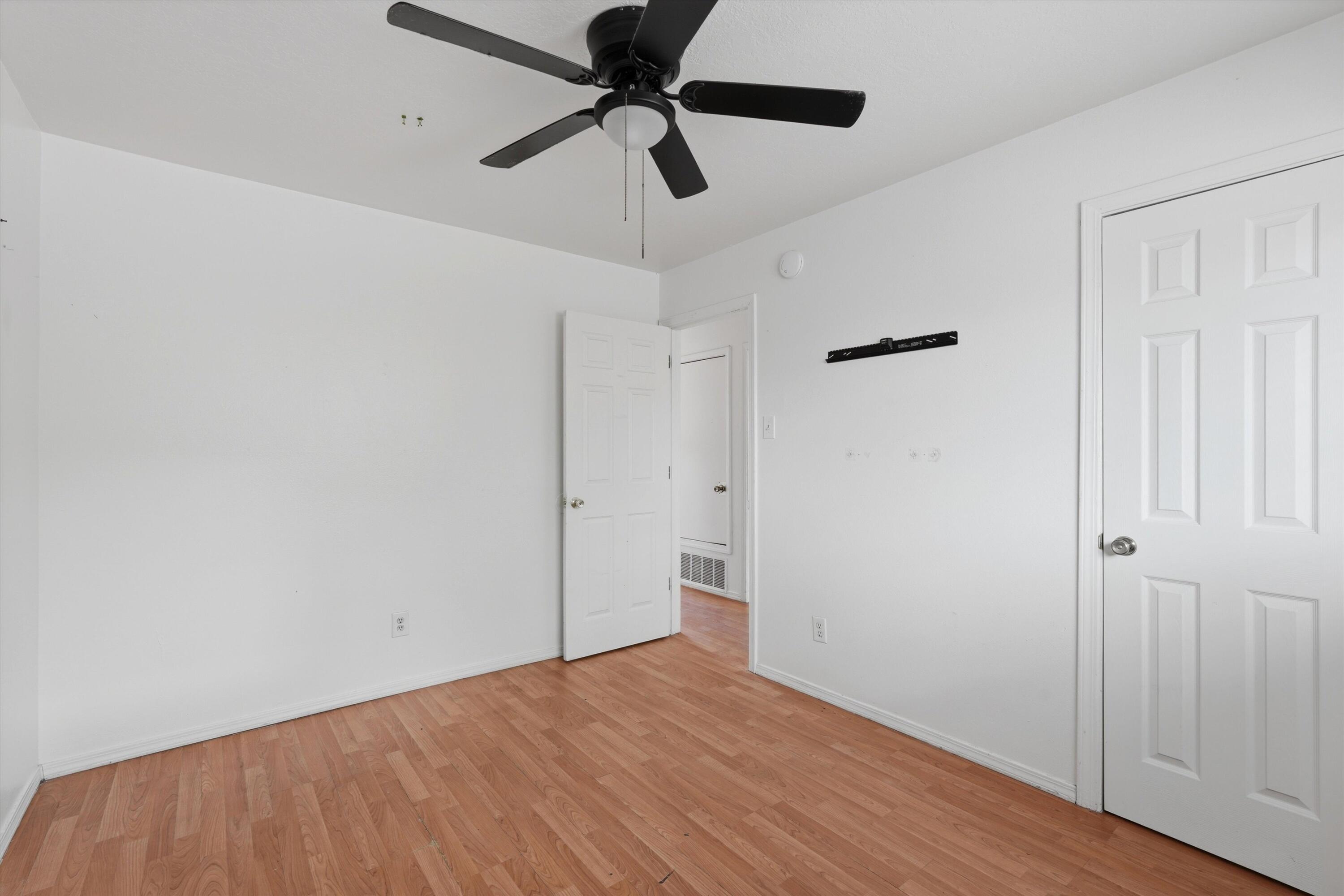 304 Vassar Drive SE