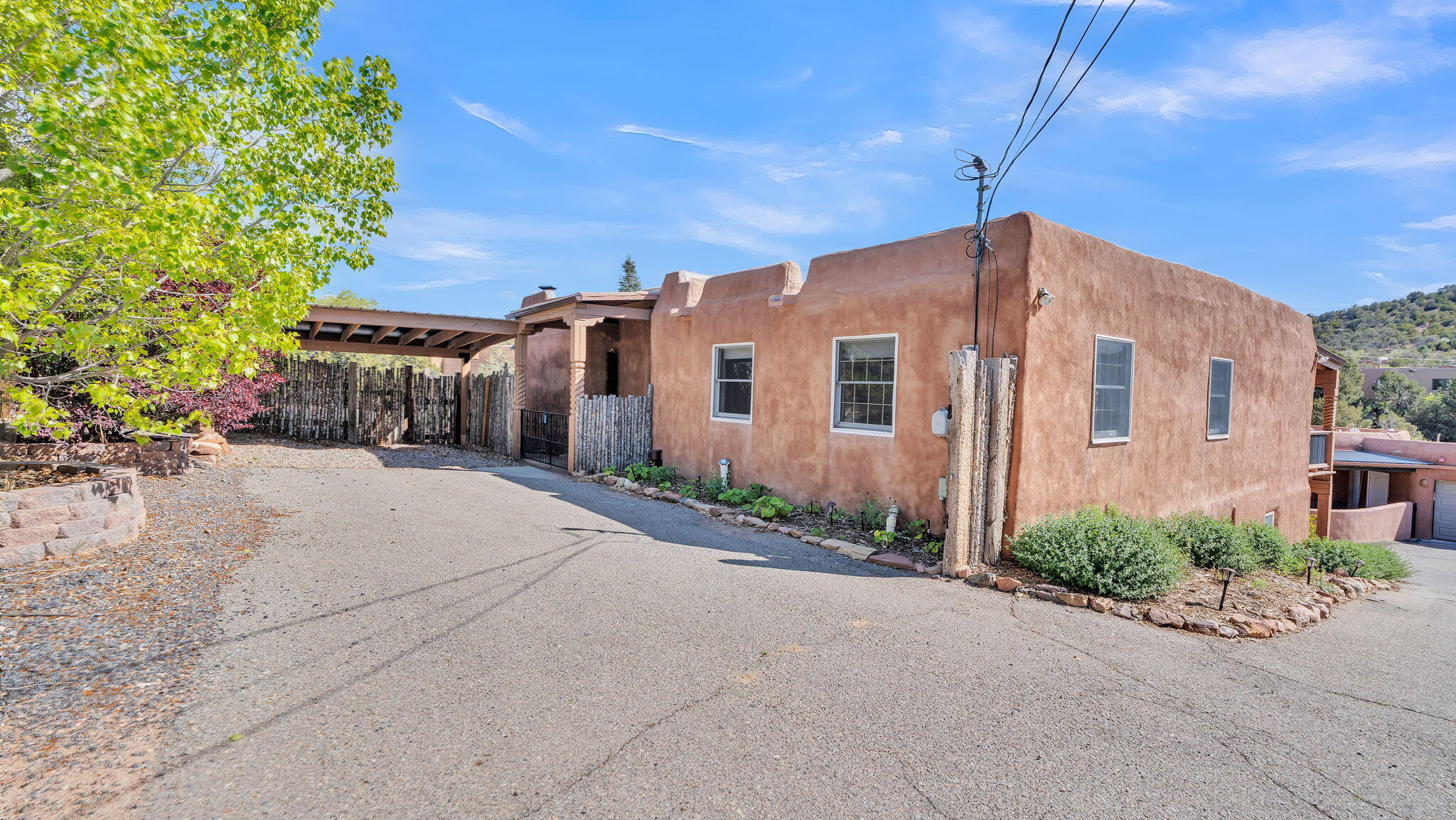 424 Apodaca Street