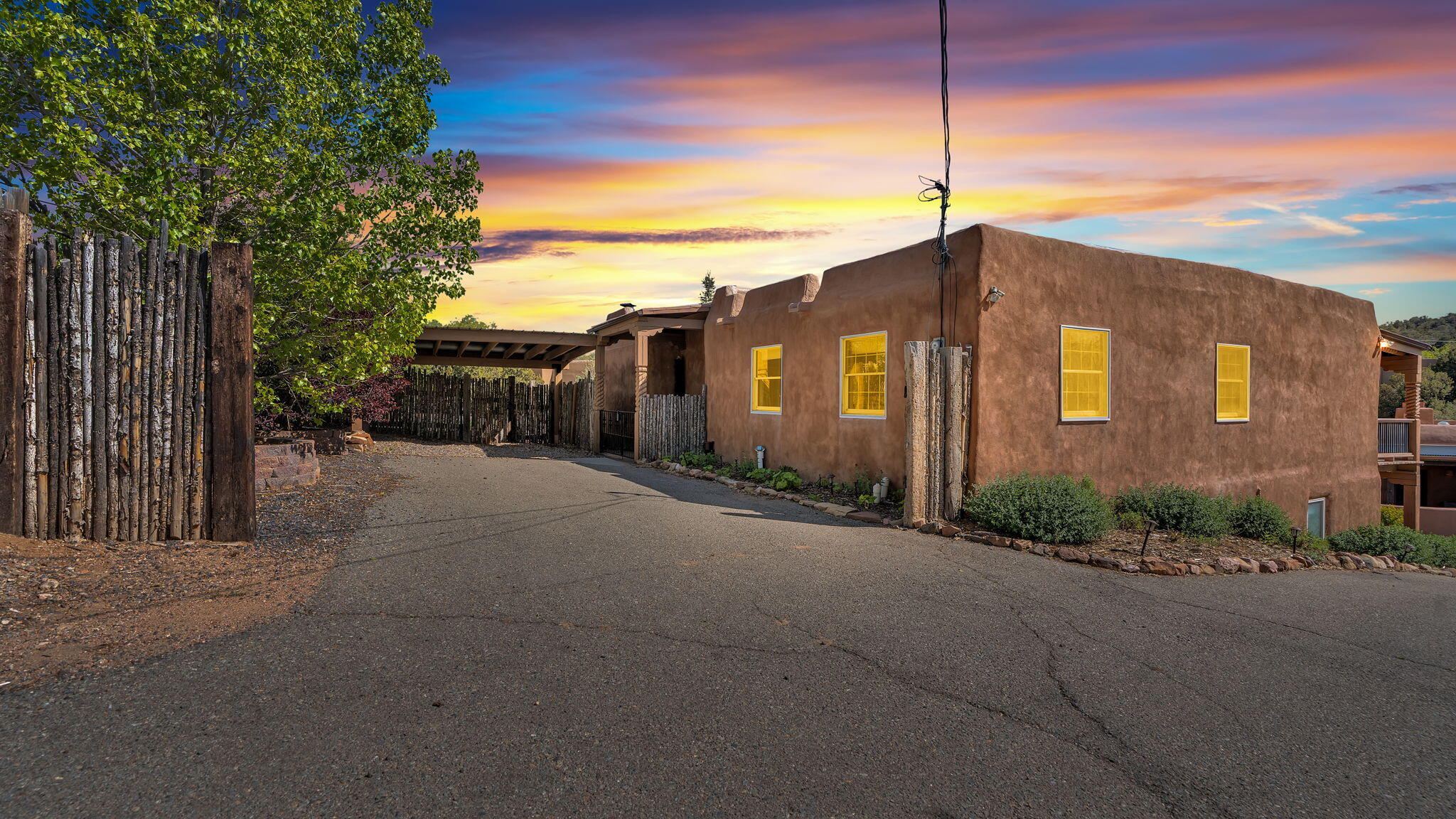 424 Apodaca Street