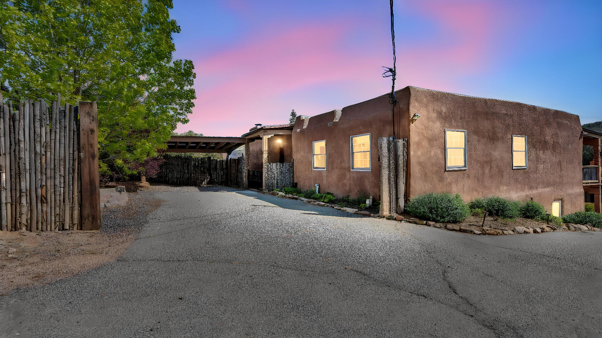 424 Apodaca Street