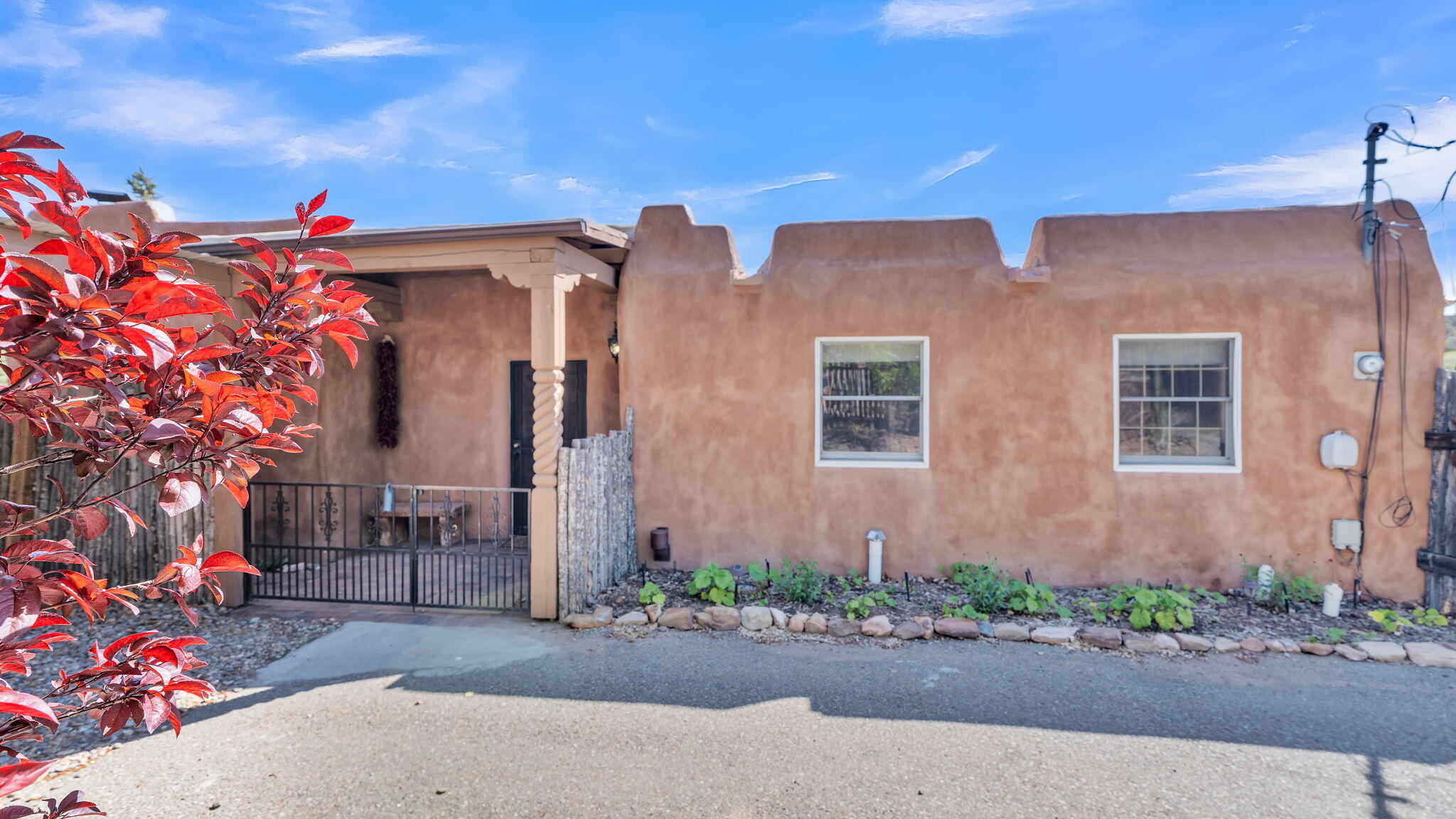 424 Apodaca Street