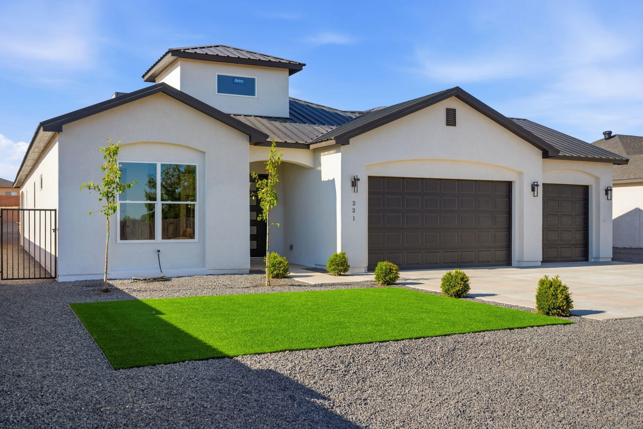 221 4th Avenue SW
