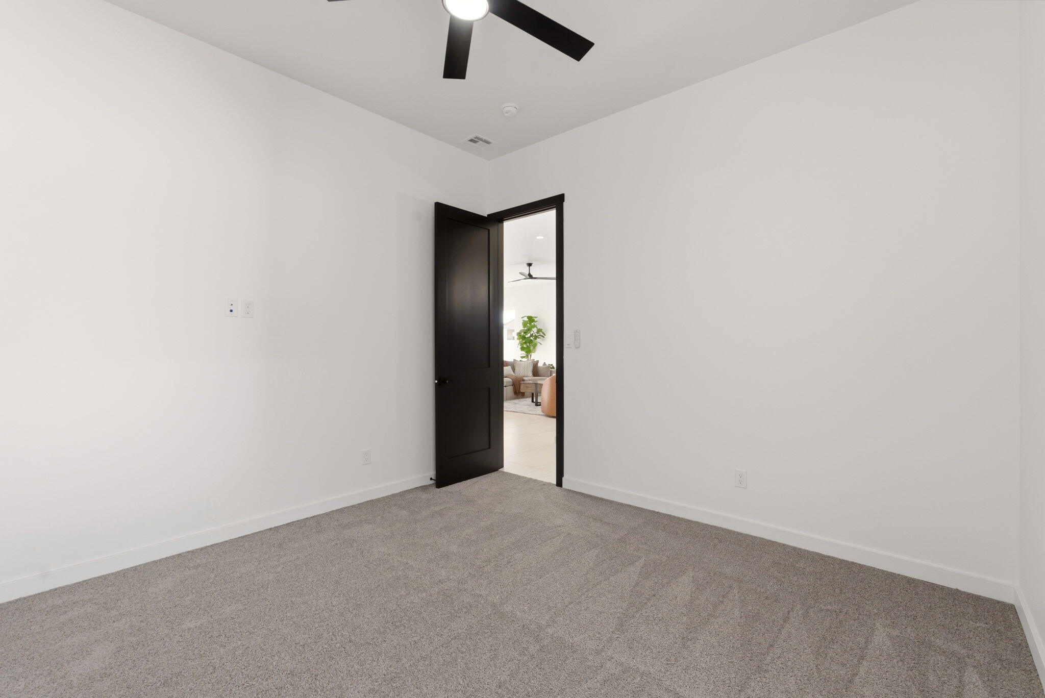 221 4th Avenue SW