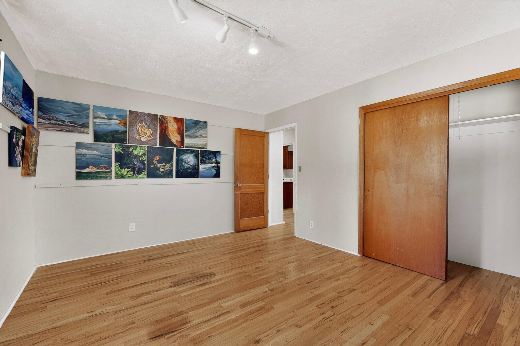 703 Solar Road NW