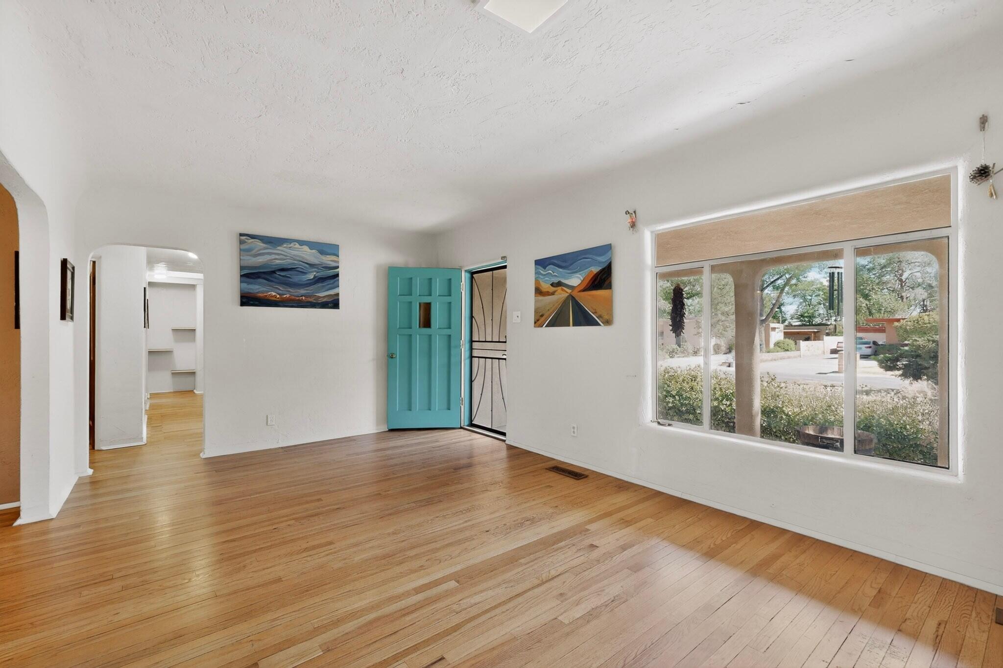 703 Solar Road NW