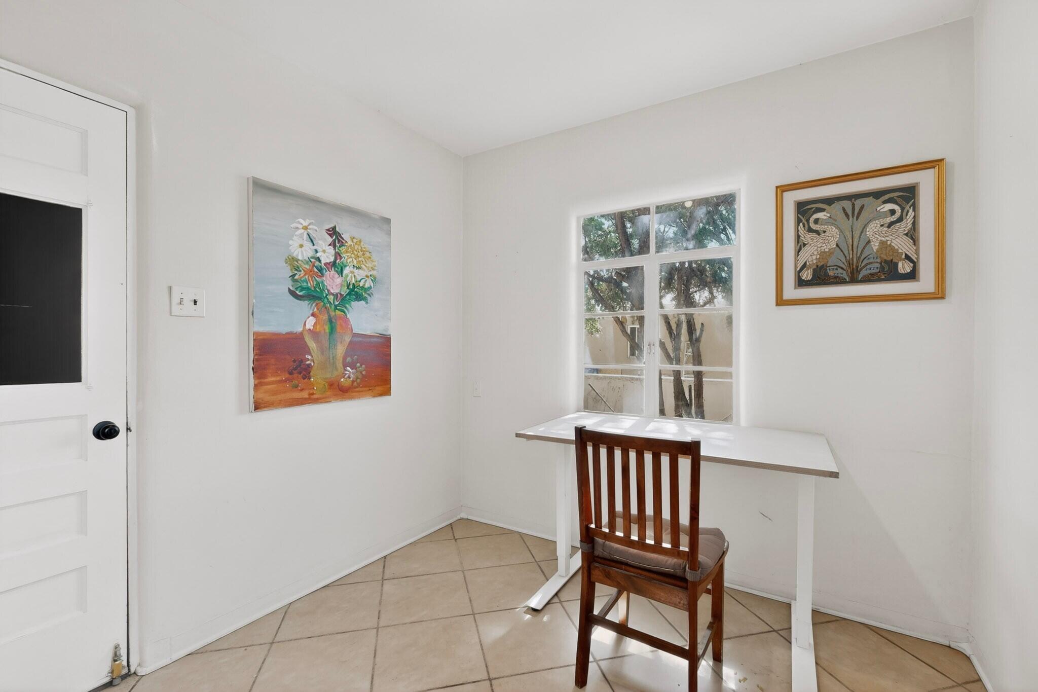 703 Solar Road NW