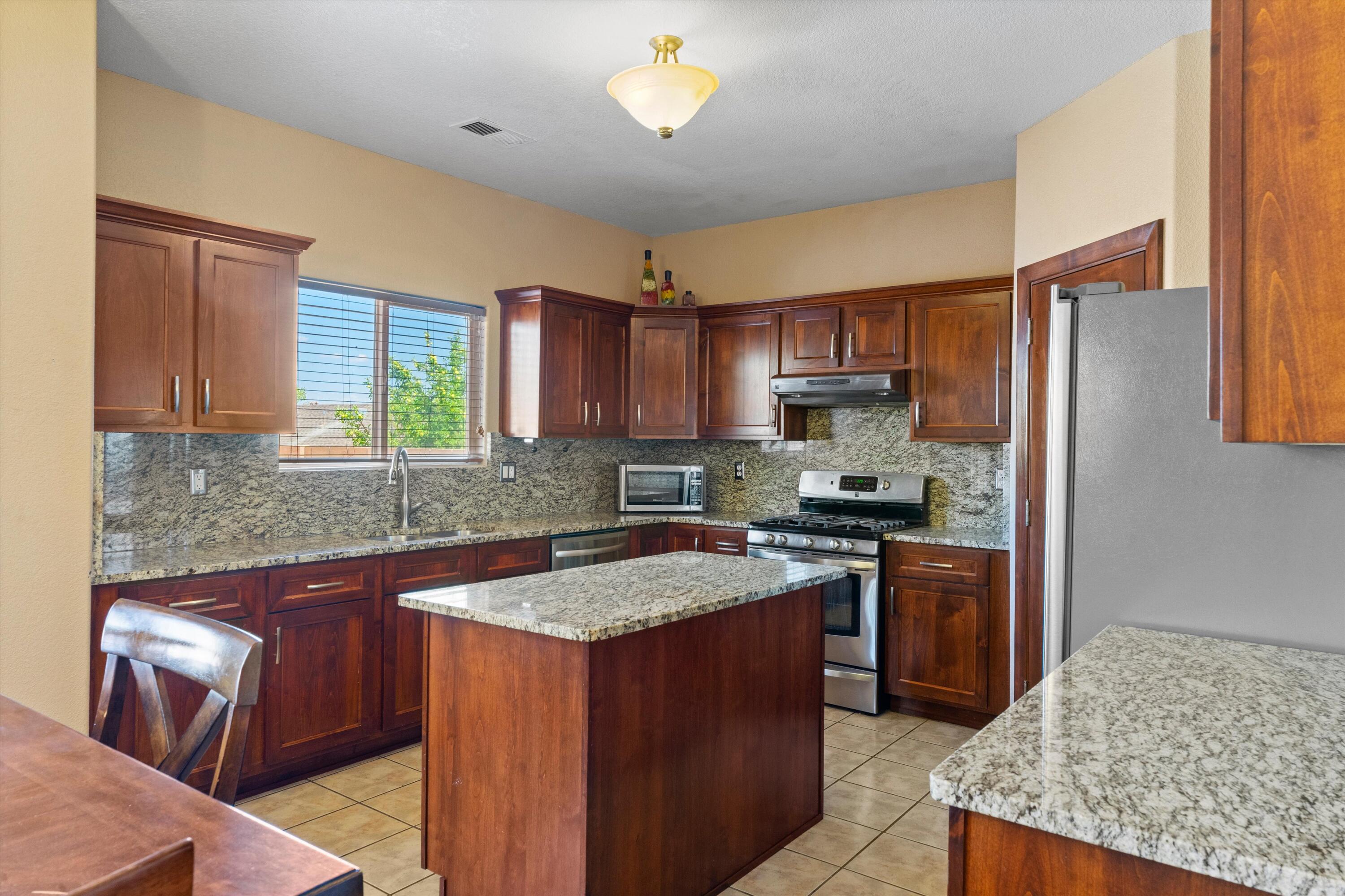 2408 Sun Gate Trail SW